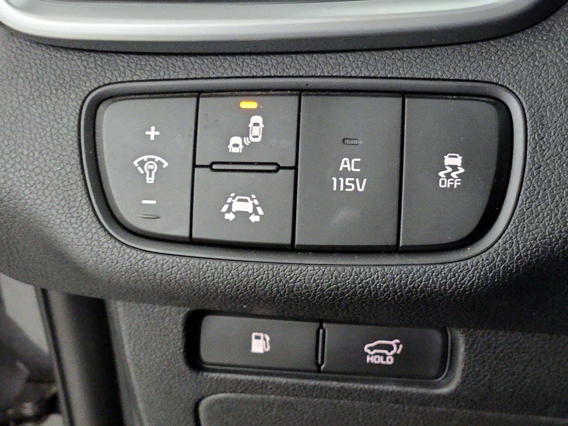 Thumbnail: 2019 Kia Sorento - 13