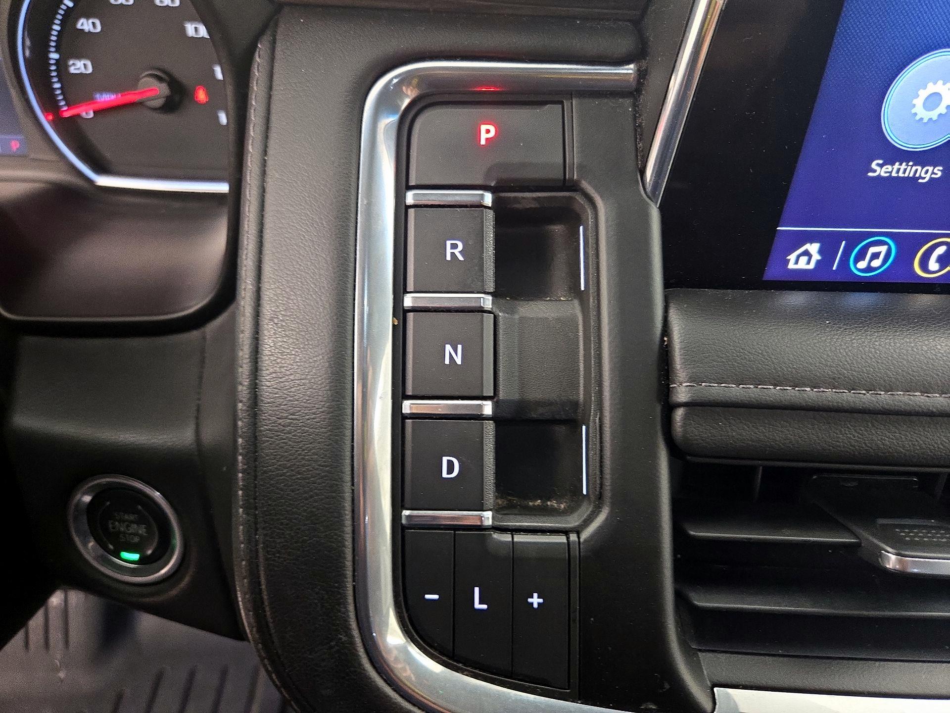 Thumbnail: 2021 Chevrolet Tahoe - 17