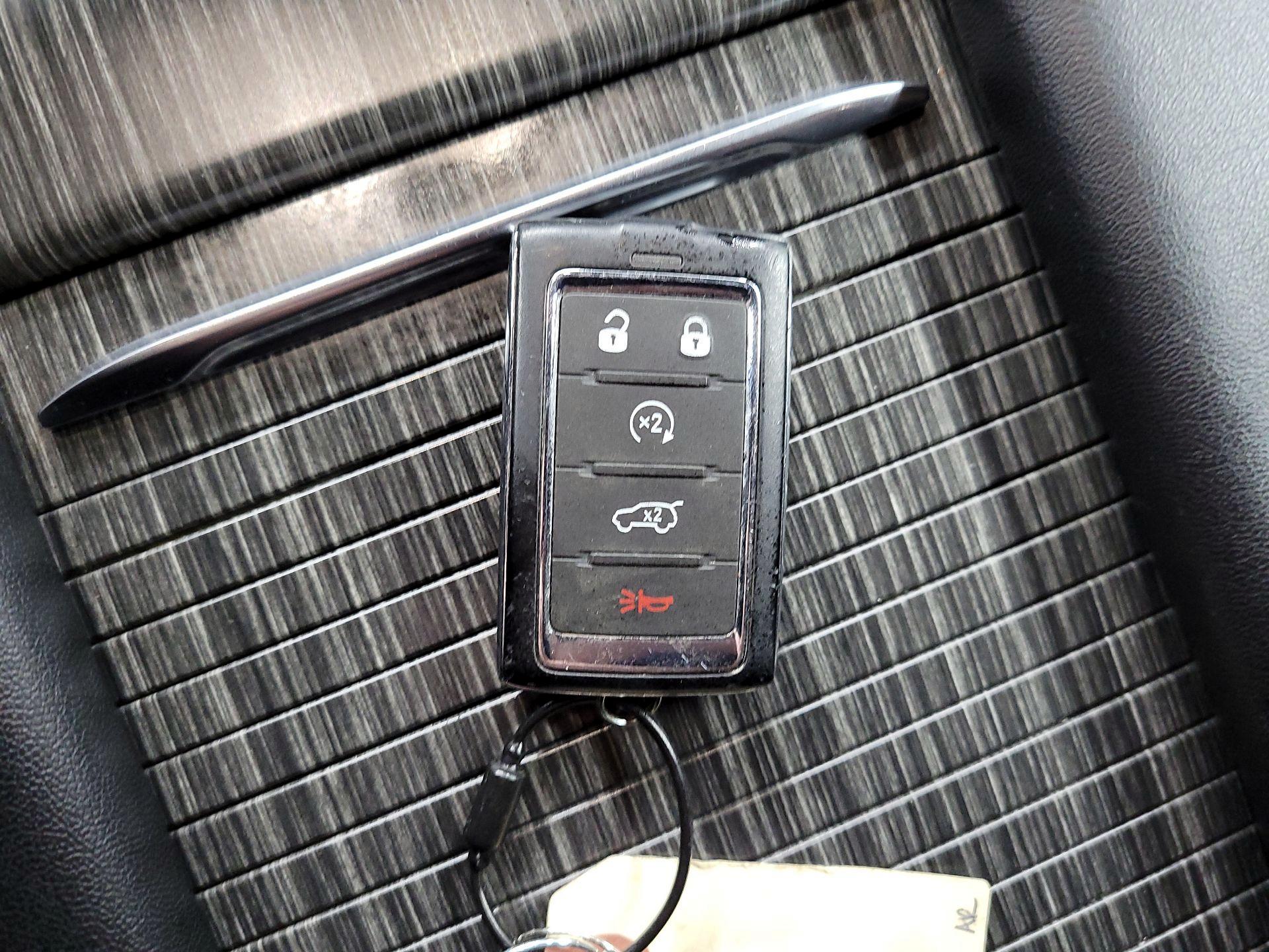 Thumbnail: 2024 Jeep Wagoneer - 20