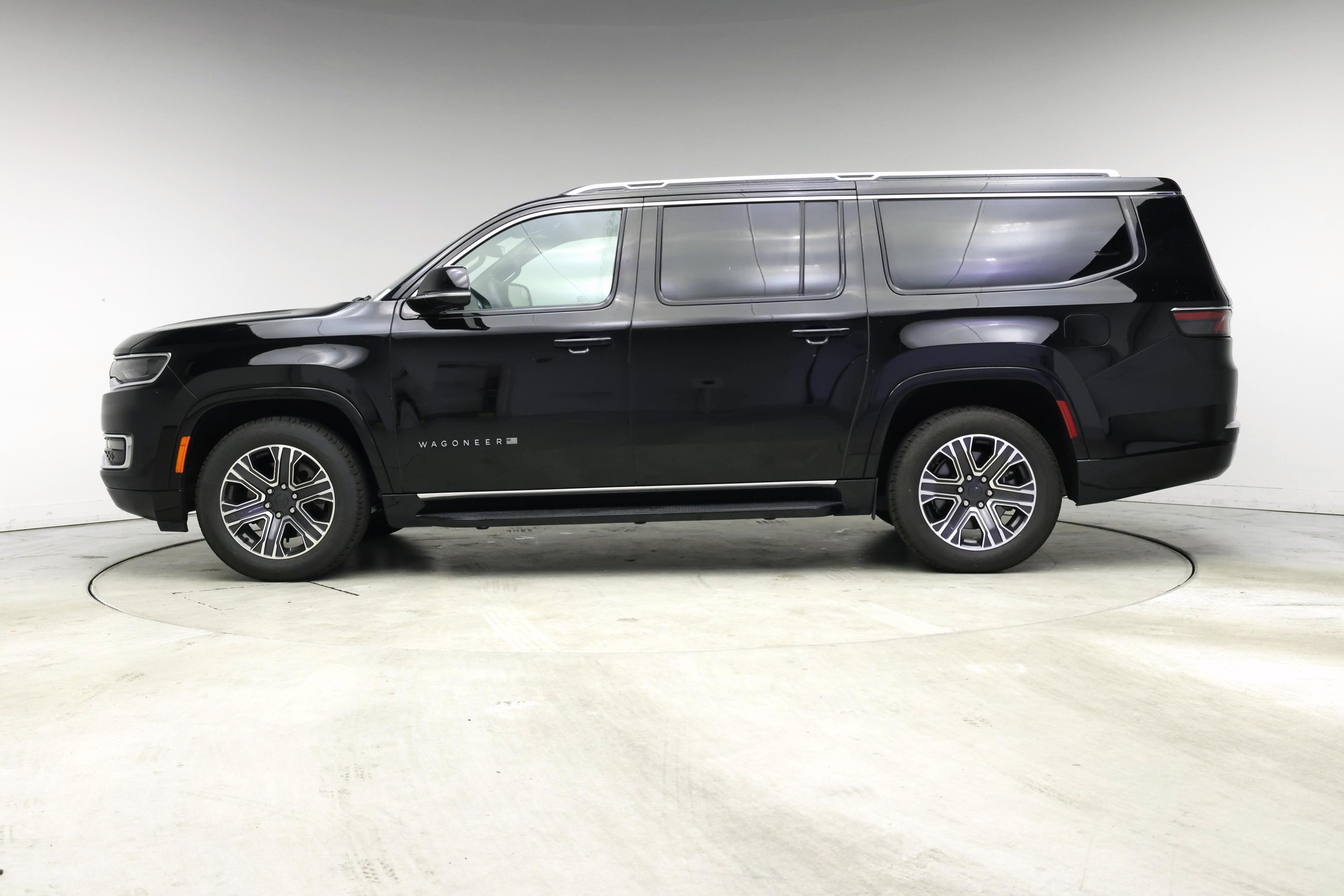 Thumbnail: 2024 Jeep Wagoneer - 3