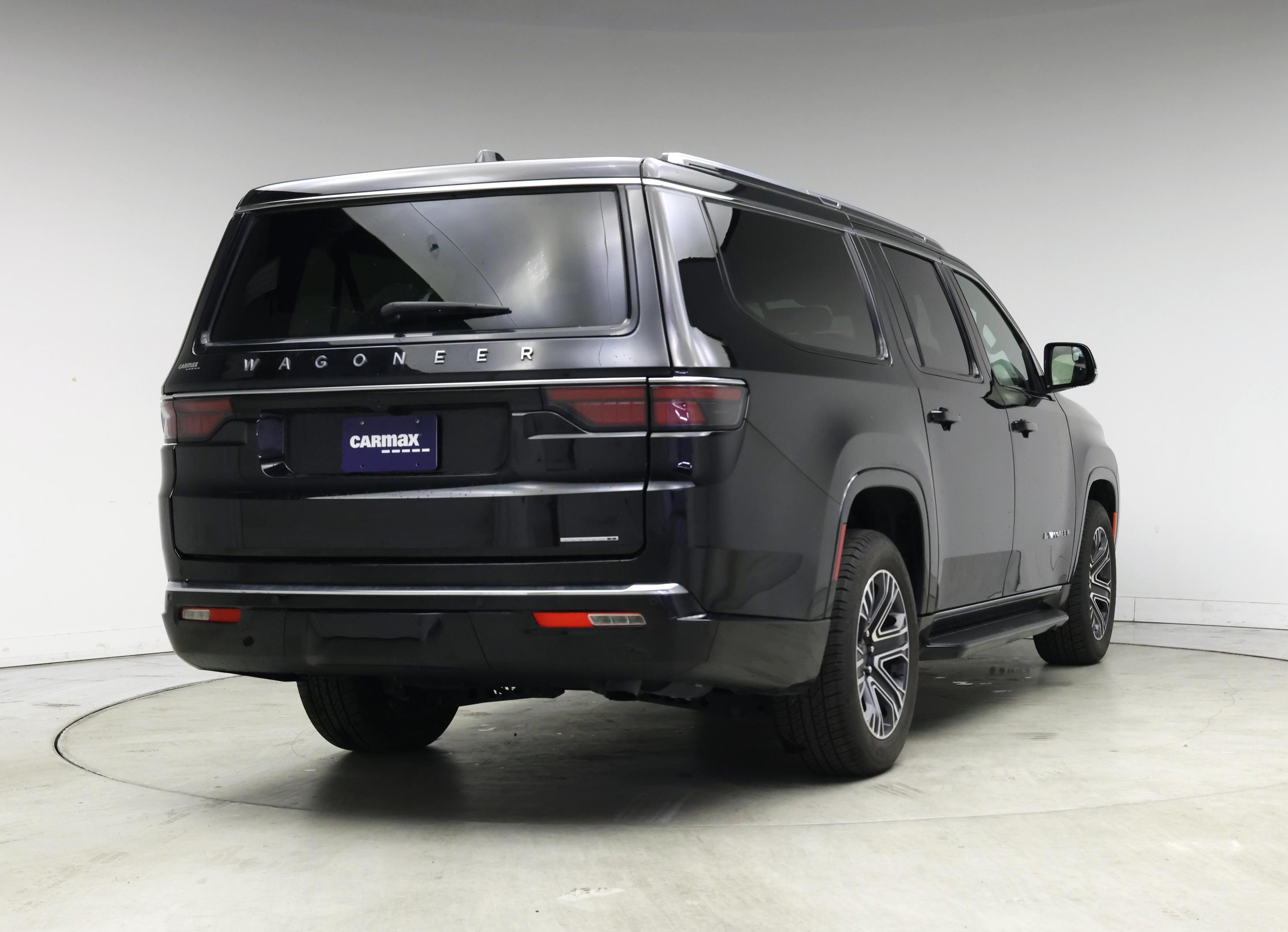 Thumbnail: 2024 Jeep Wagoneer - 8