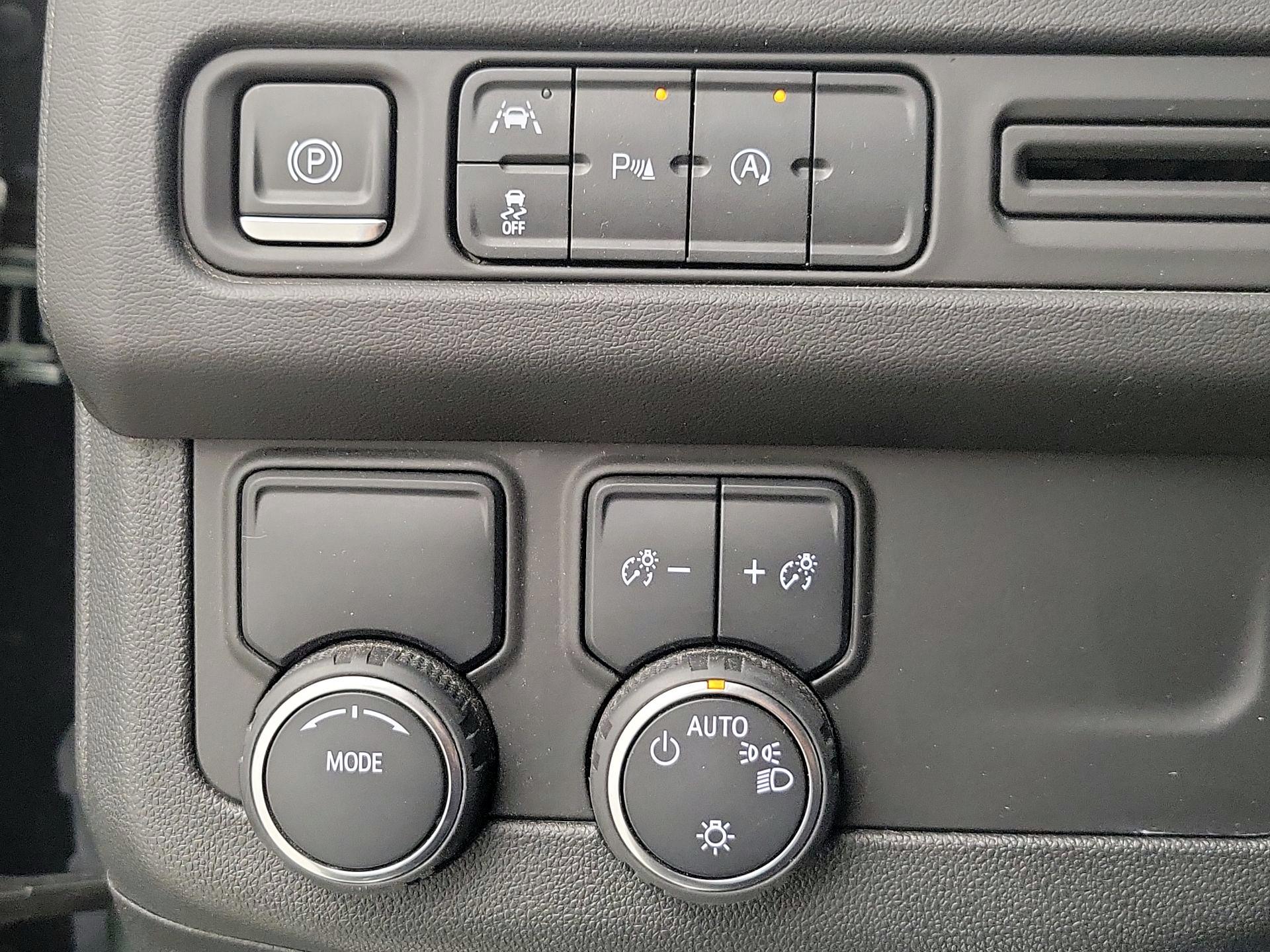 Thumbnail: 2023 Chevrolet Suburban - 13