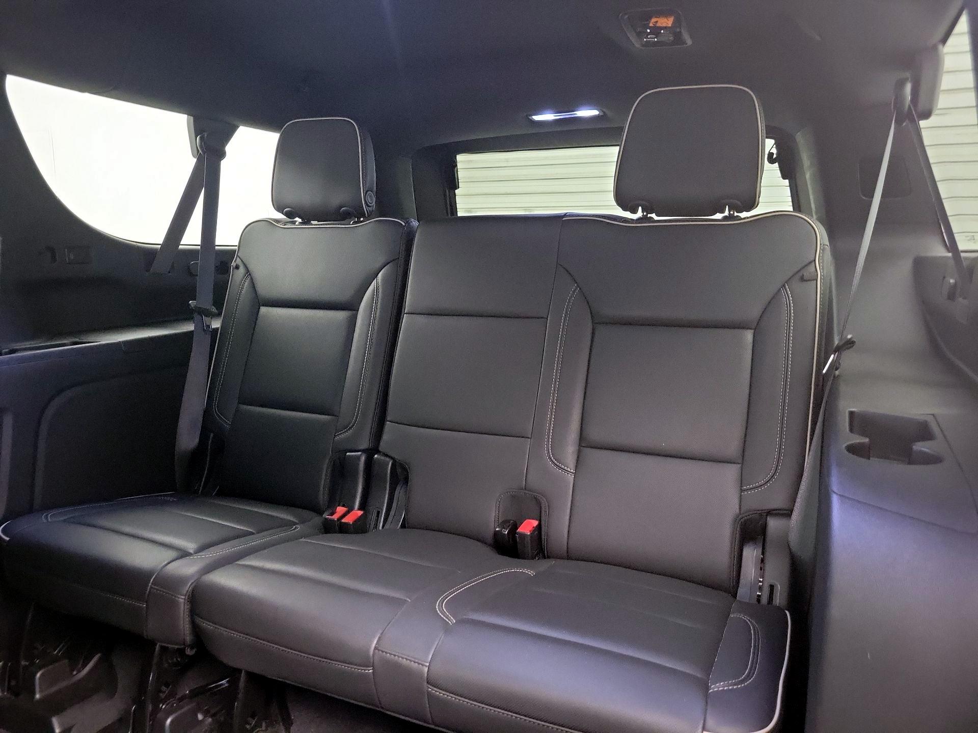 Thumbnail: 2023 Chevrolet Suburban - 20