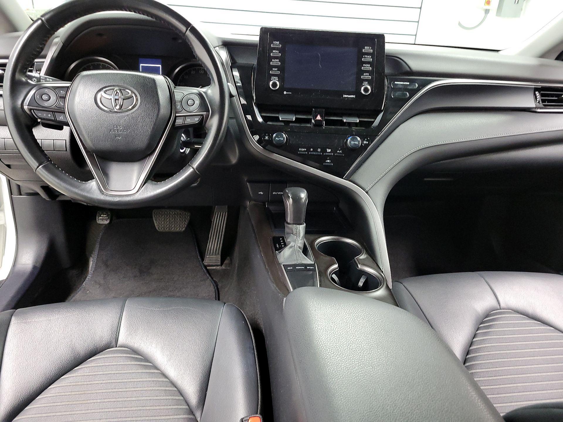 Thumbnail: 2023 Toyota Camry - 9