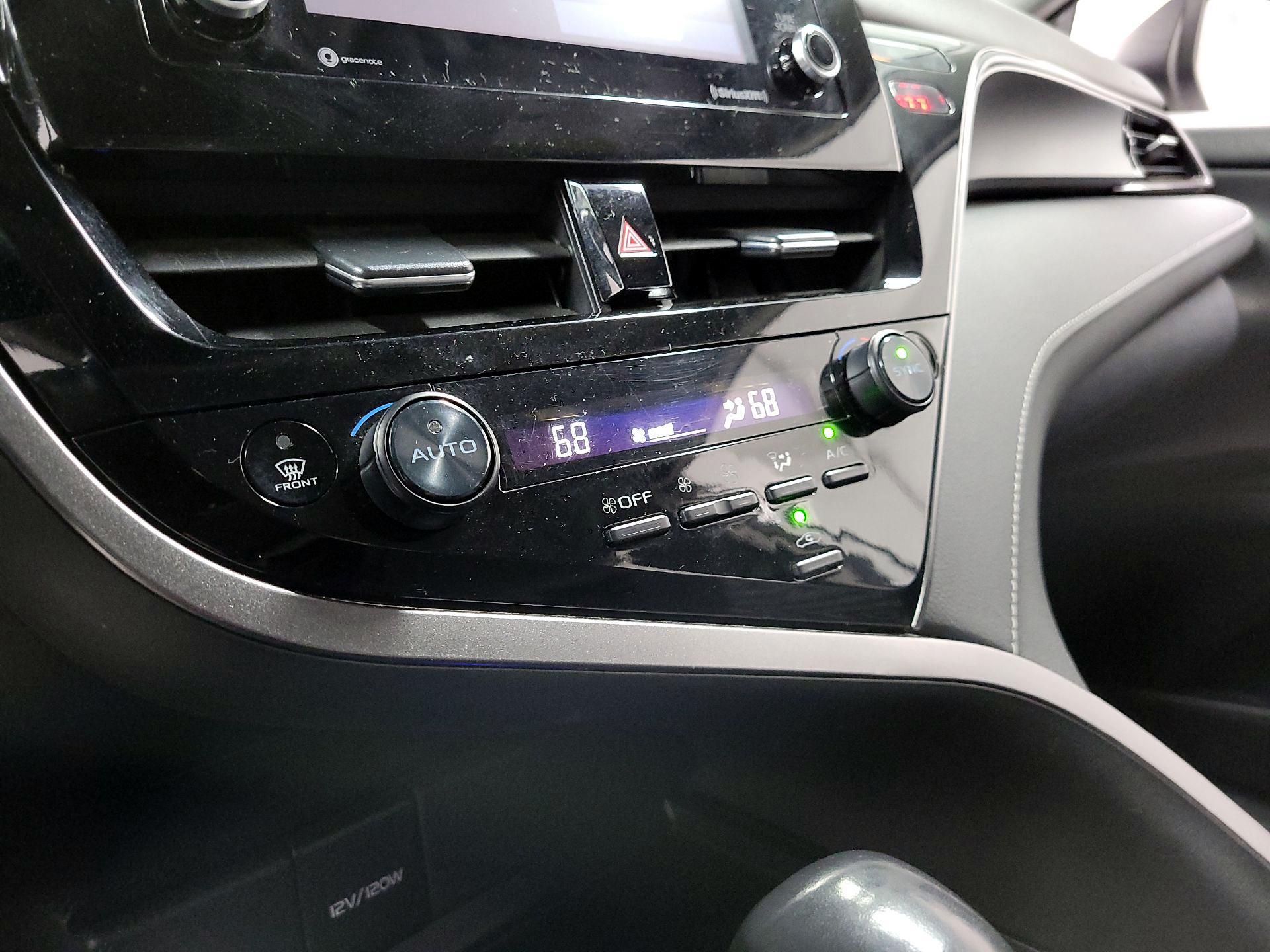 Thumbnail: 2023 Toyota Camry - 16