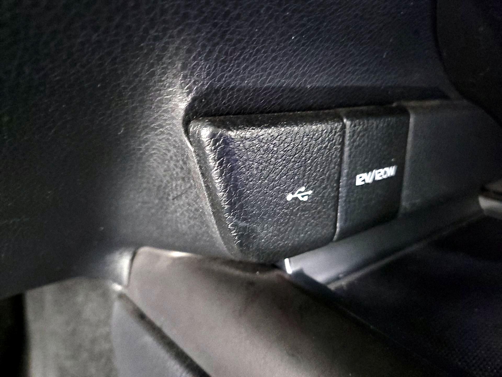 Thumbnail: 2023 Toyota Camry - 18