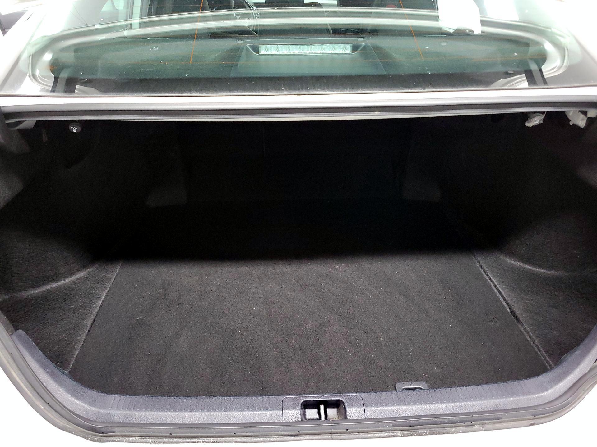 Thumbnail: 2023 Toyota Camry - 20