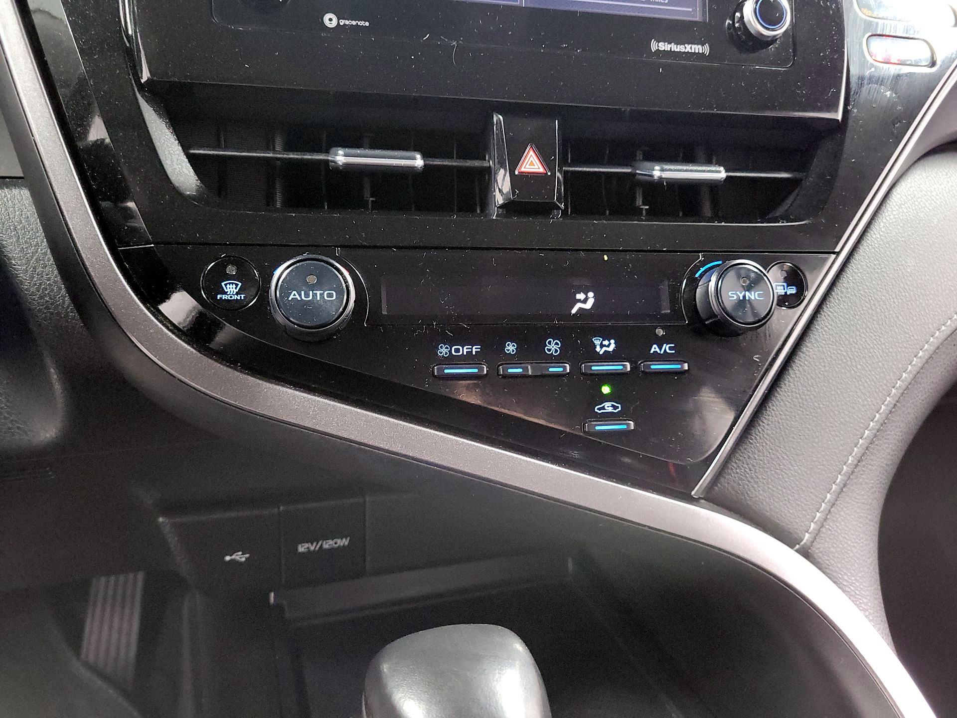 Thumbnail: 2023 Toyota Camry - 14