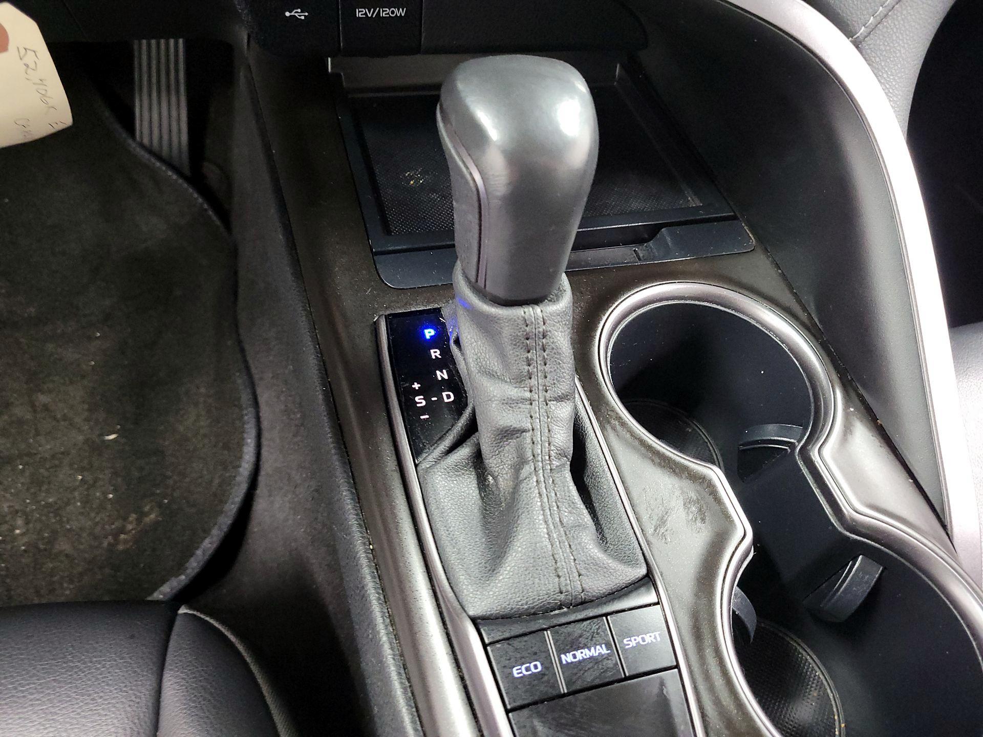 Thumbnail: 2023 Toyota Camry - 15