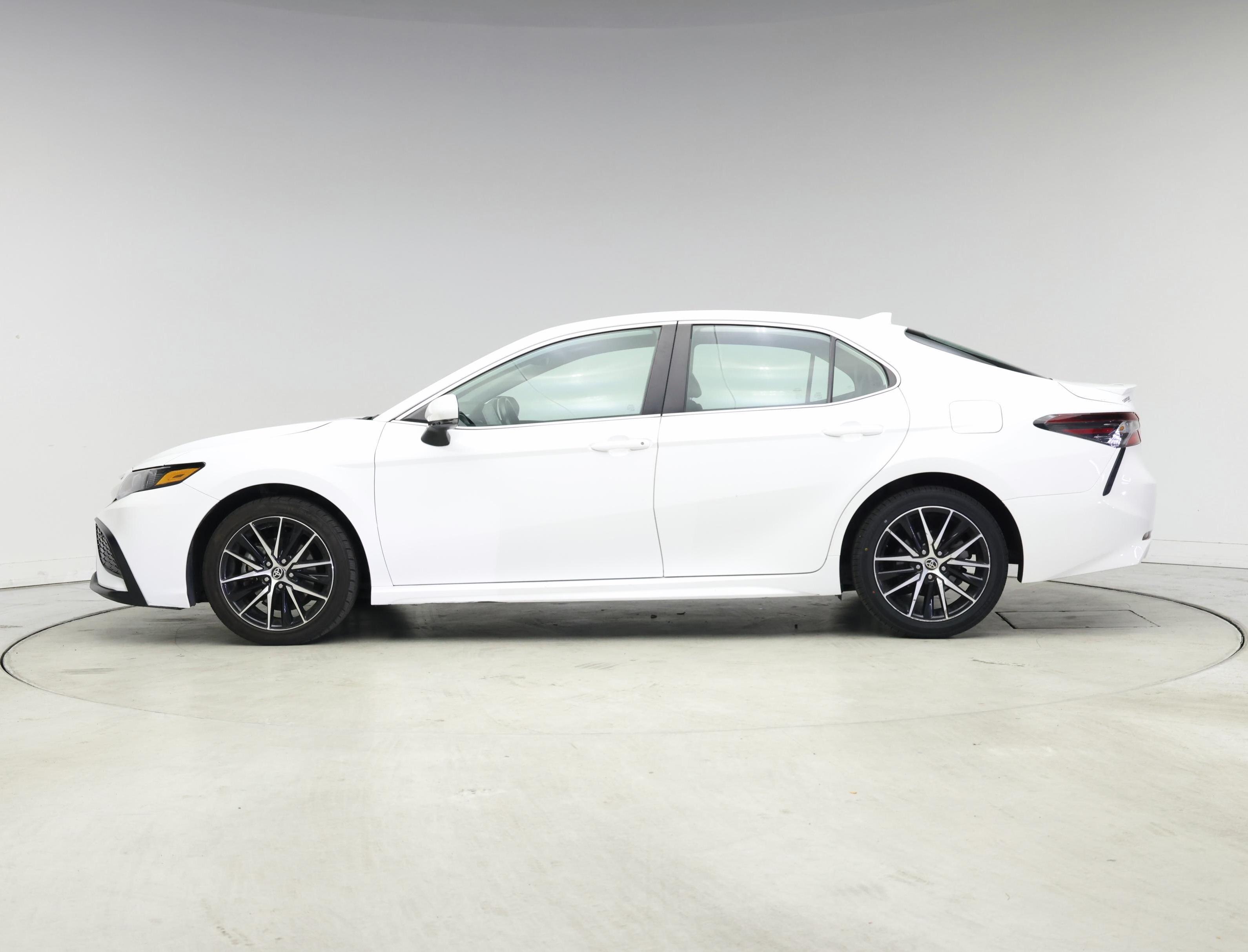 Thumbnail: 2023 Toyota Camry - 3