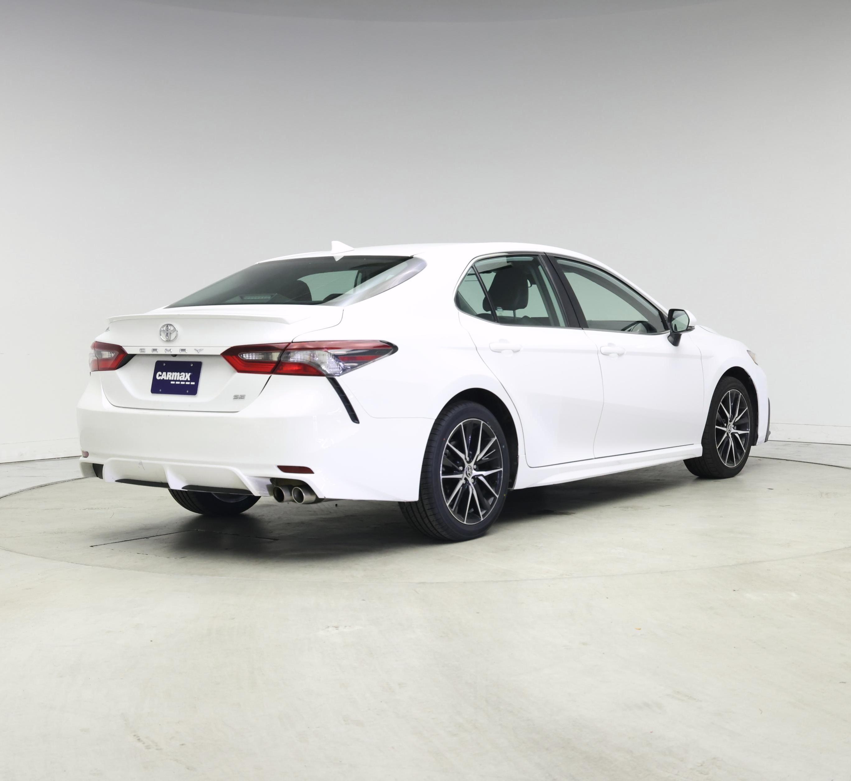 Thumbnail: 2023 Toyota Camry - 8