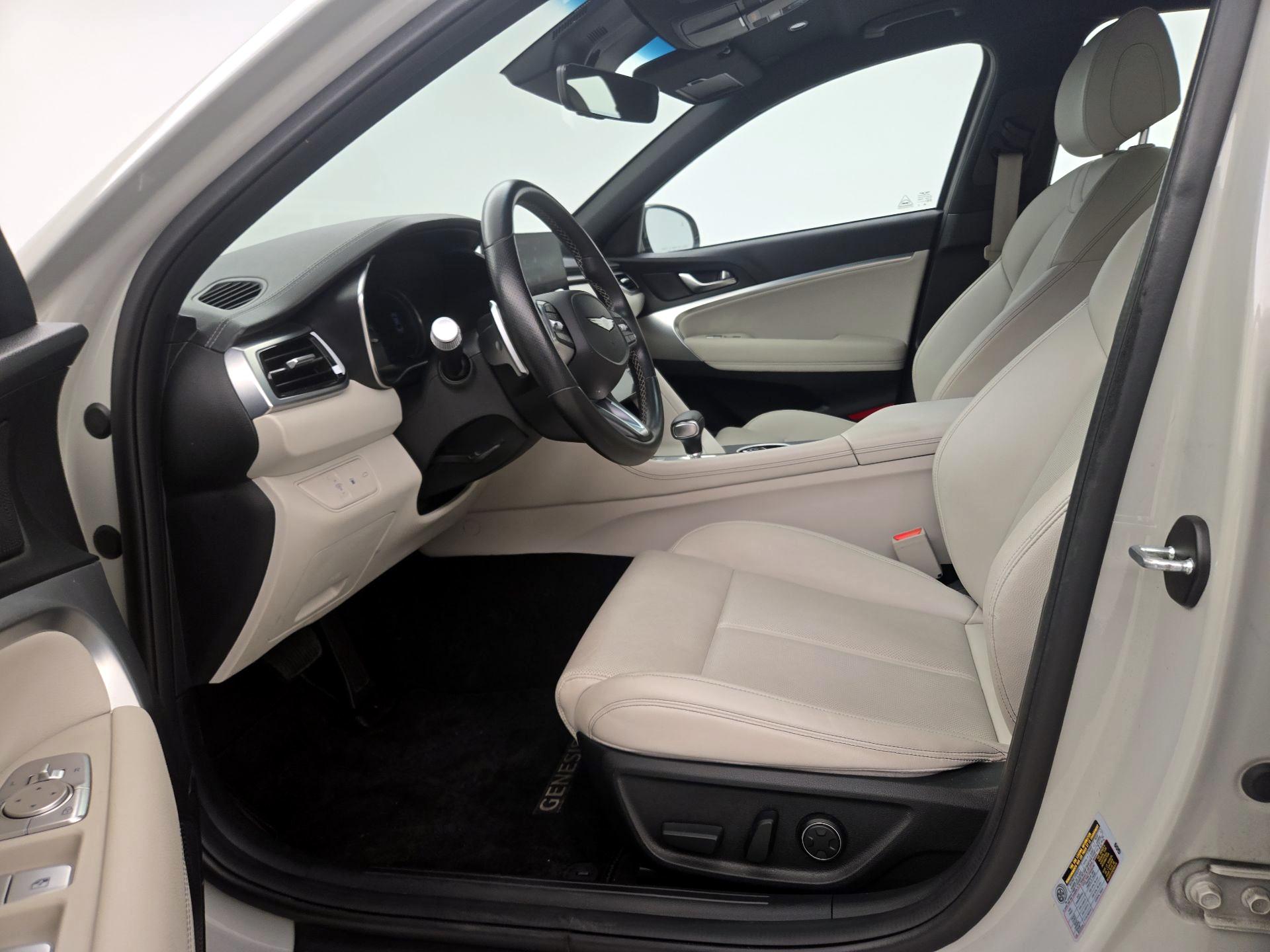 Thumbnail: 2024 Genesis G70 - 11