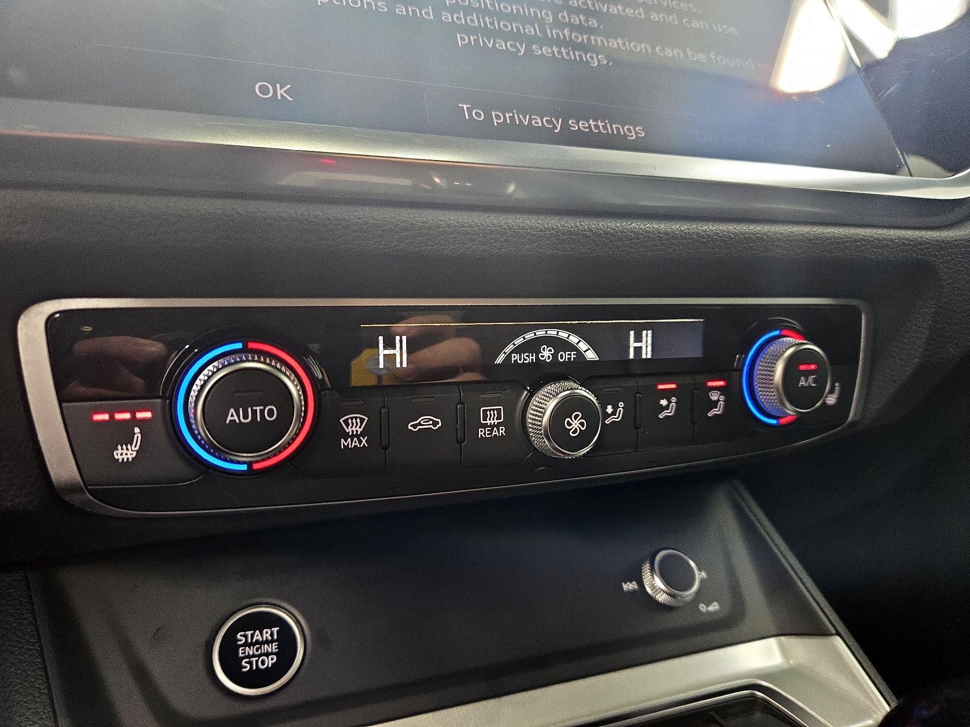 Thumbnail: 2023 Audi Q3 - 16