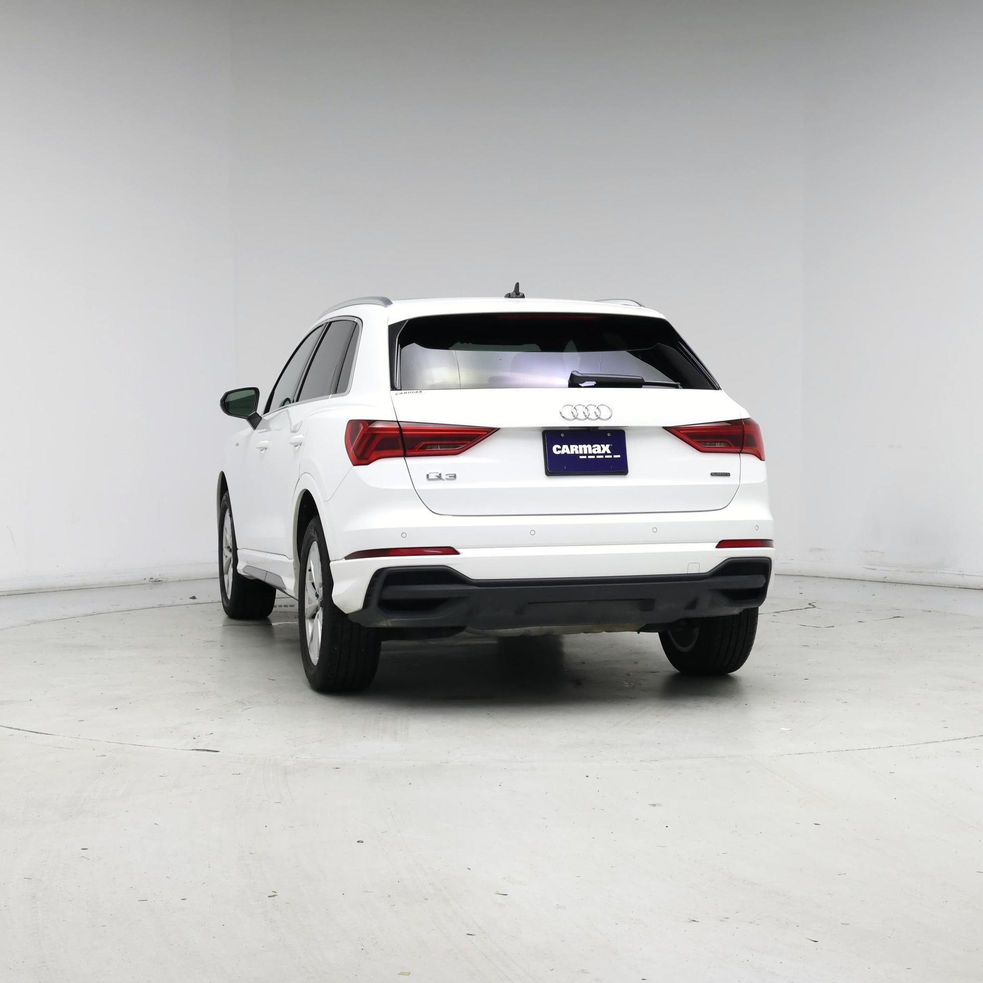 Thumbnail: 2023 Audi Q3 - 6
