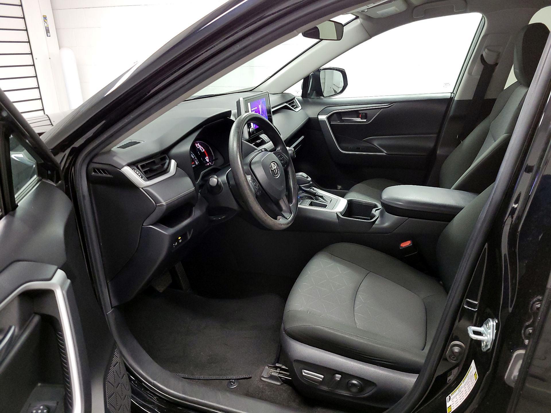 Thumbnail: 2023 Toyota RAV4 - 11