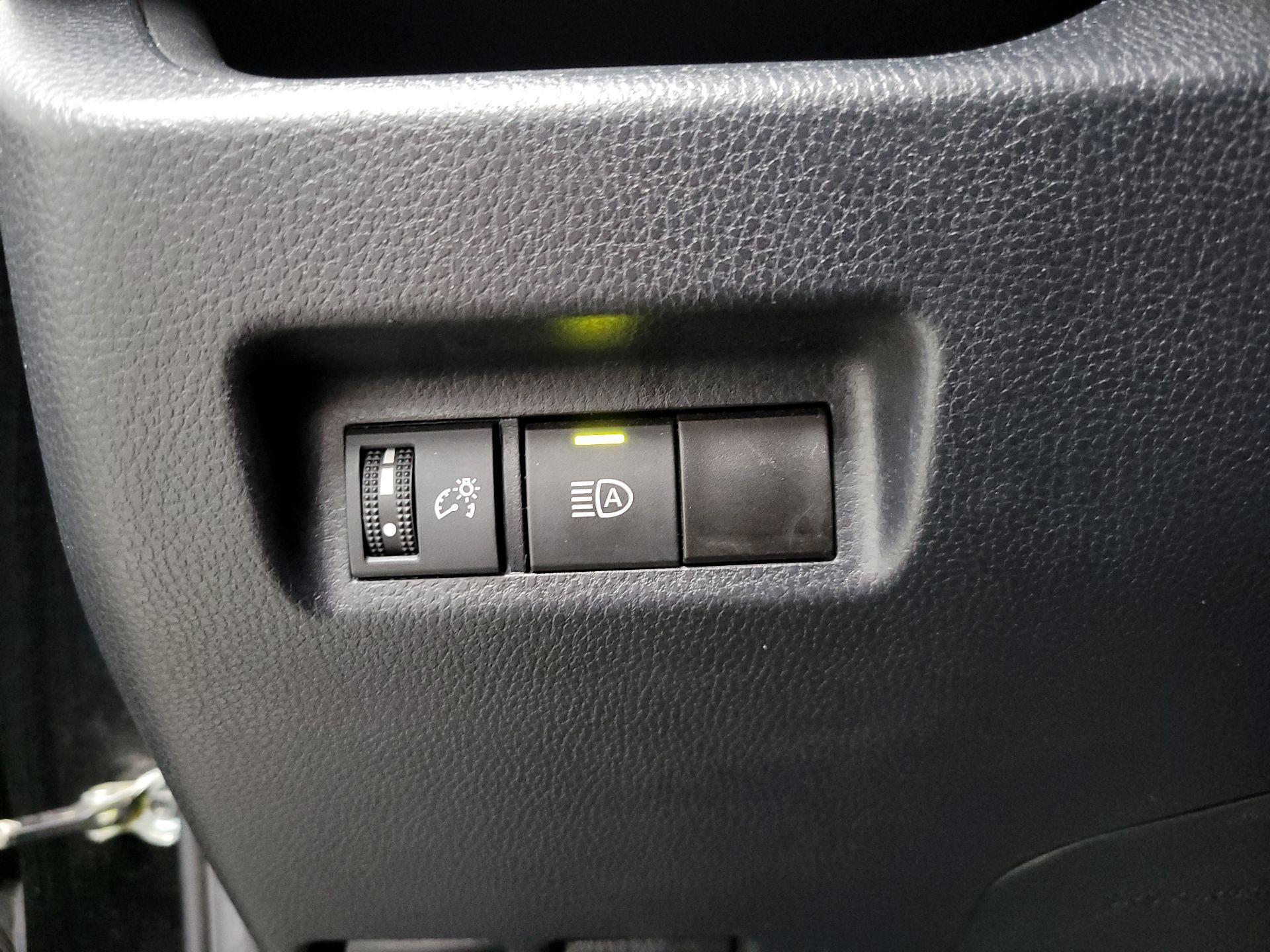 Thumbnail: 2023 Toyota RAV4 - 13