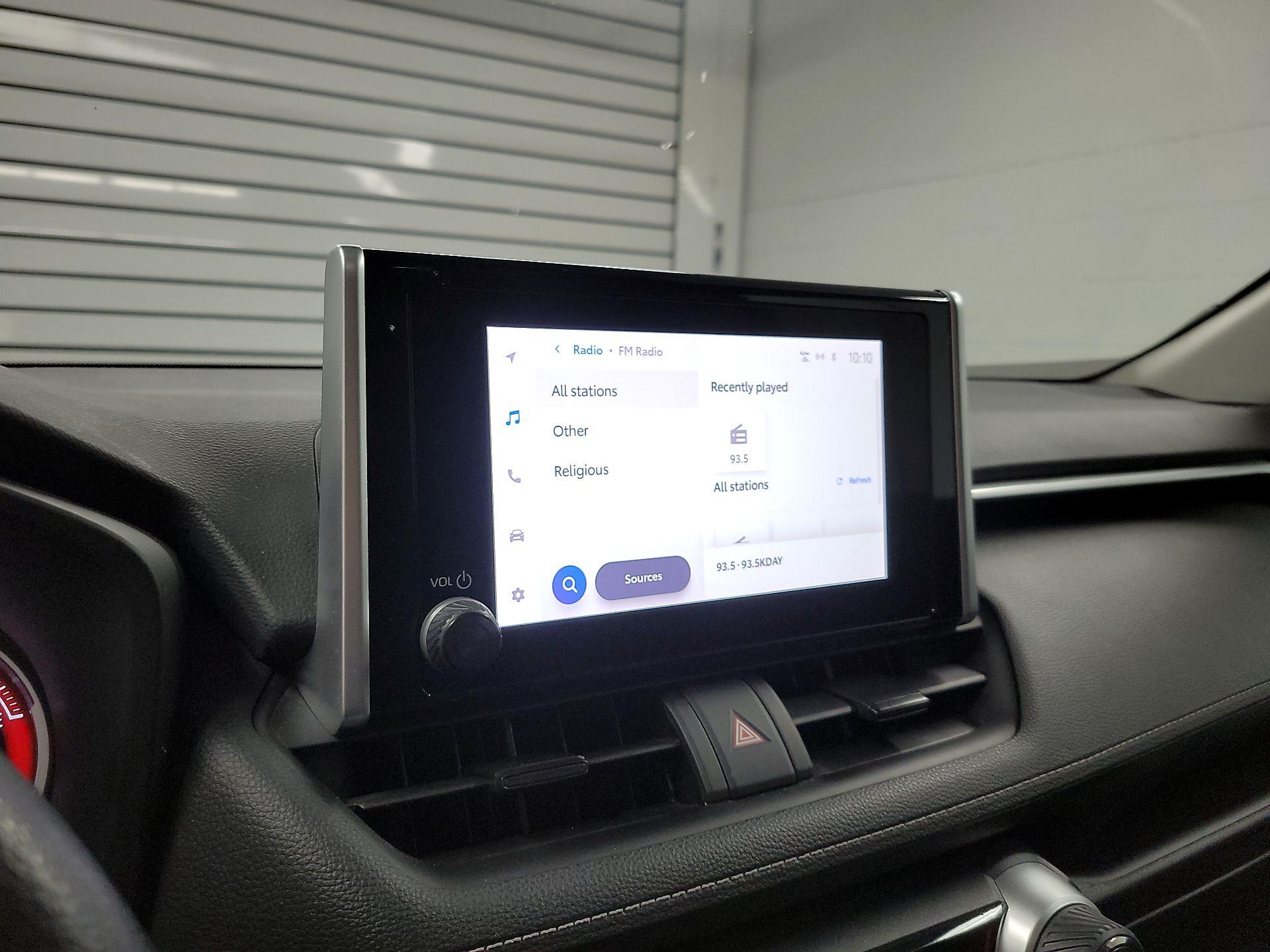 Thumbnail: 2023 Toyota RAV4 - 15