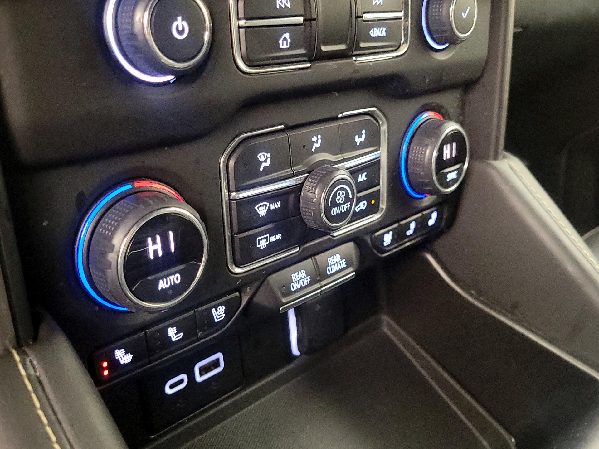 Thumbnail: 2023 Chevrolet Suburban - 16