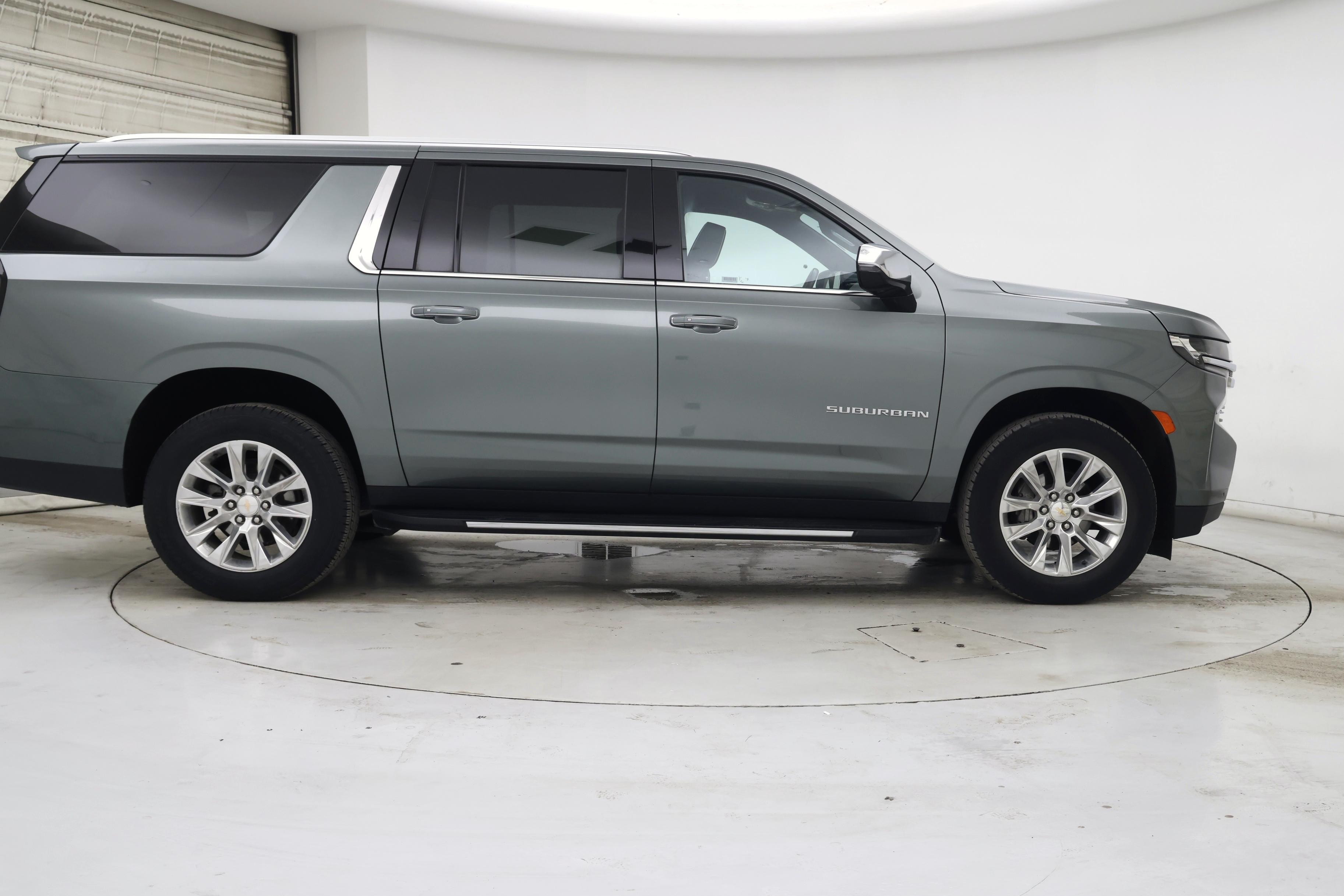 Thumbnail: 2023 Chevrolet Suburban - 7