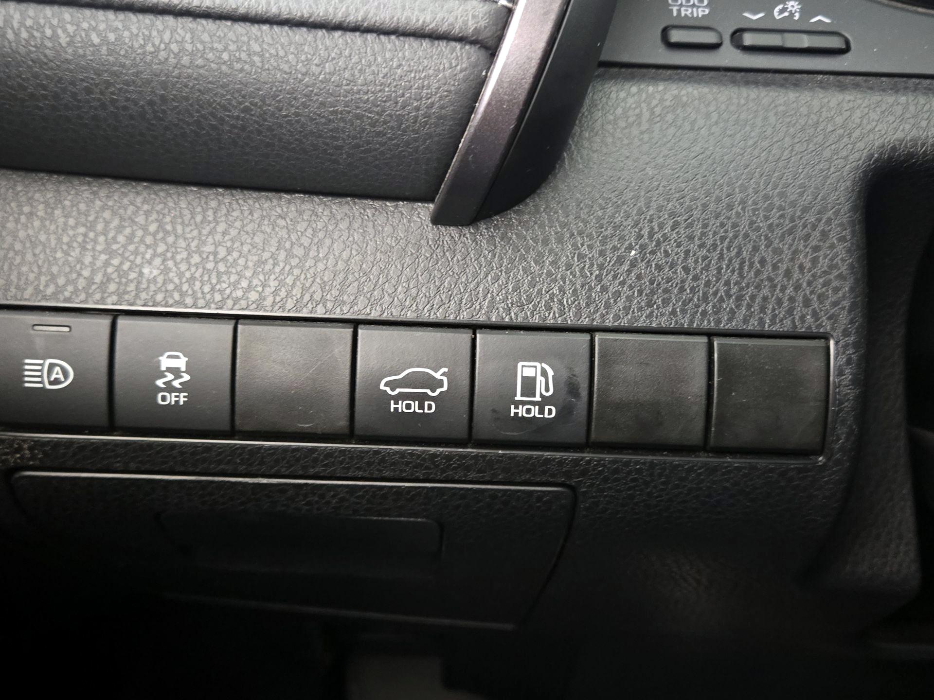 Thumbnail: 2023 Toyota Camry - 13