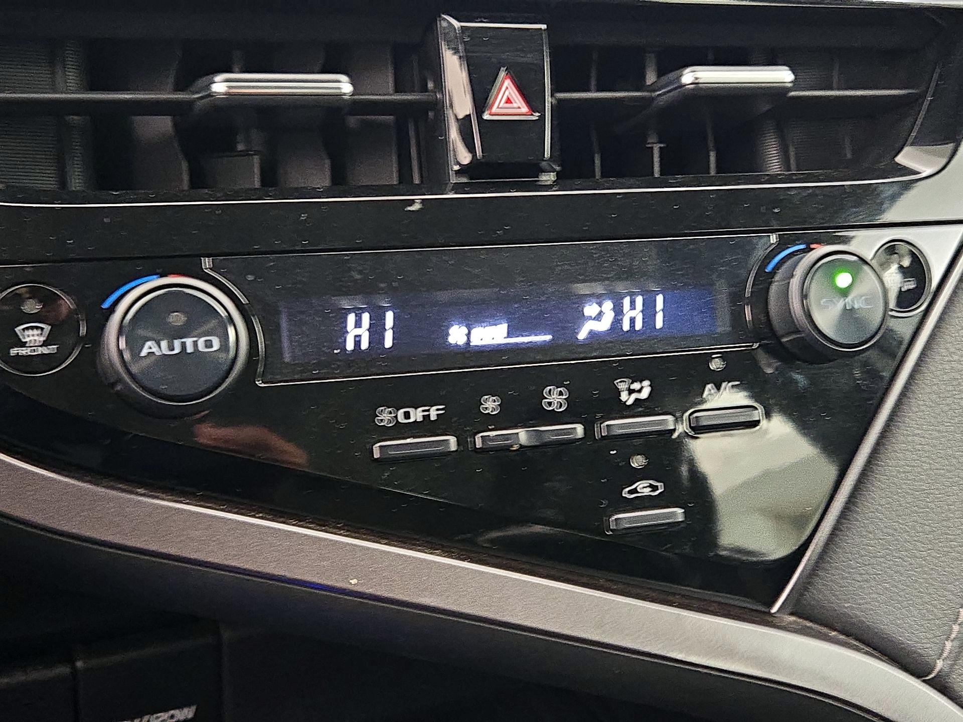 Thumbnail: 2023 Toyota Camry - 16