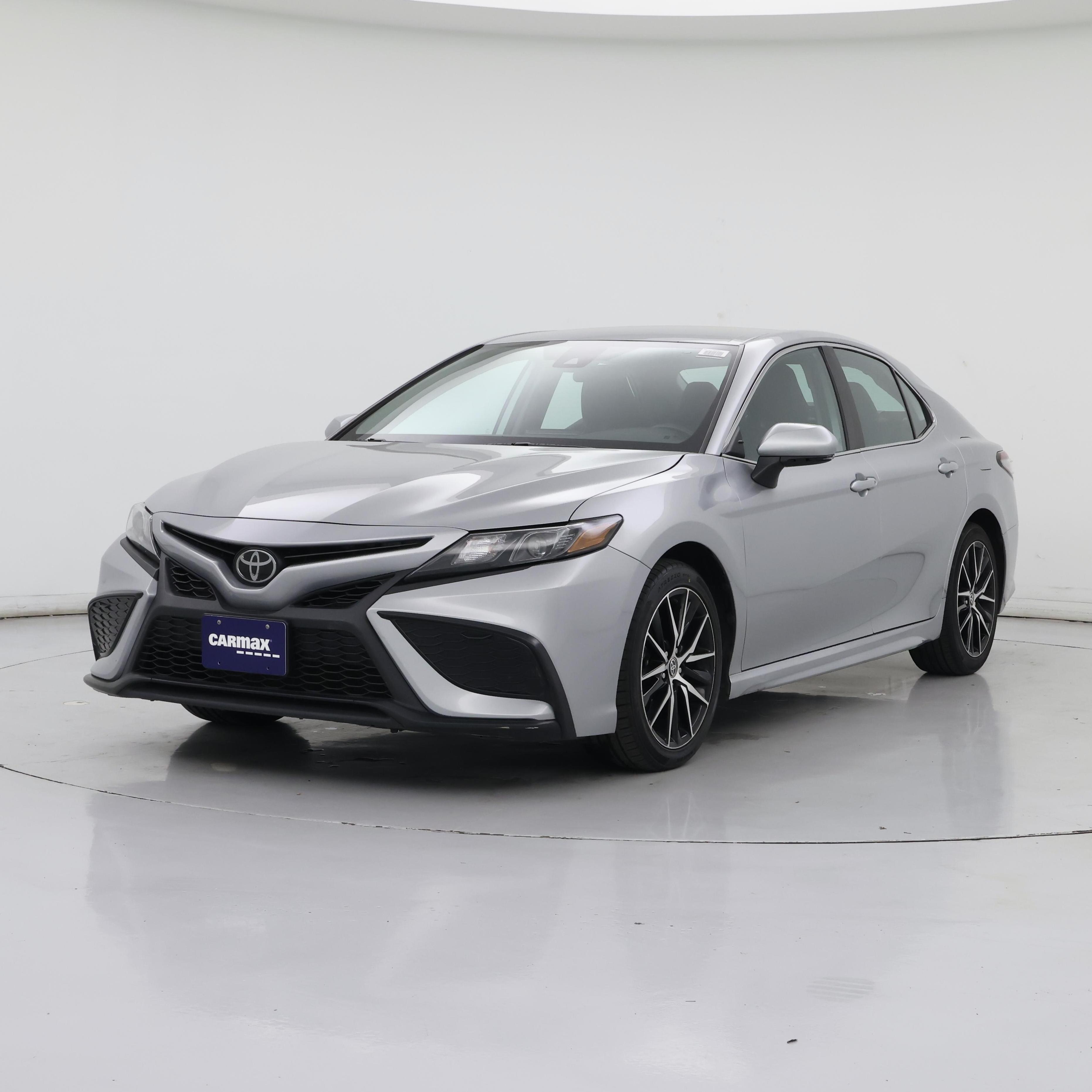 Thumbnail: 2023 Toyota Camry - 4
