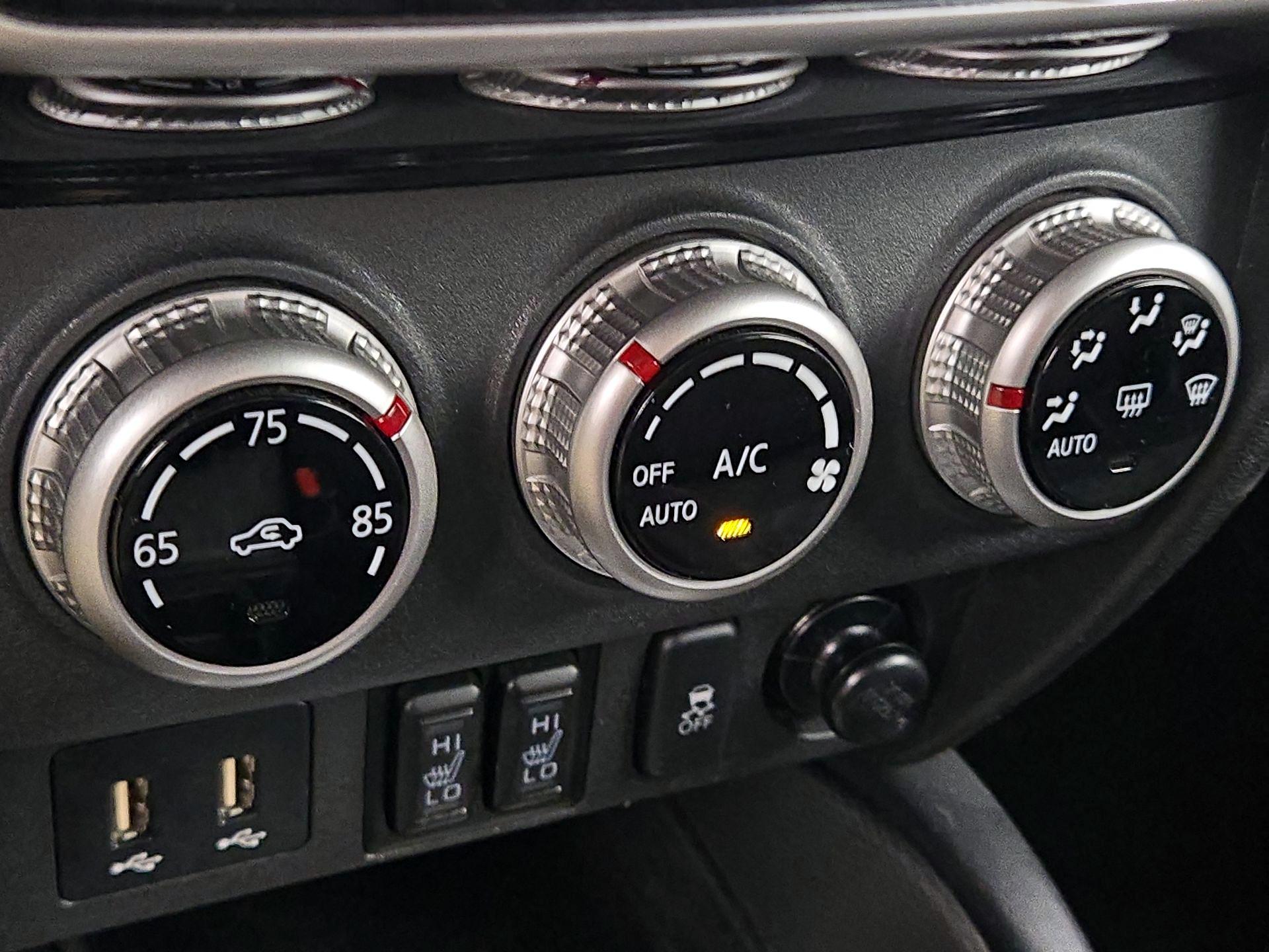 Thumbnail: 2022 Mitsubishi Outlander Sport - 16