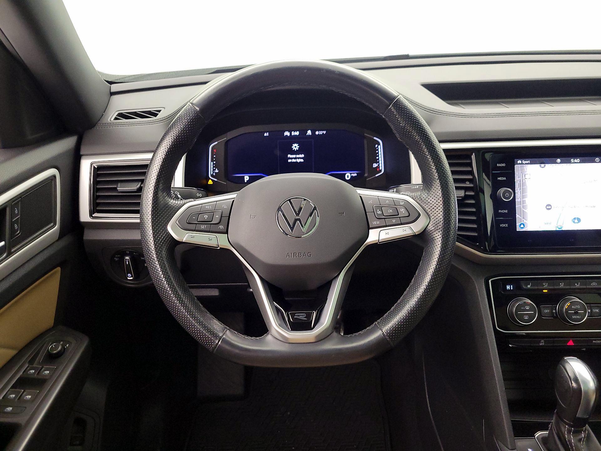 Thumbnail: 2023 Volkswagen Atlas - 10