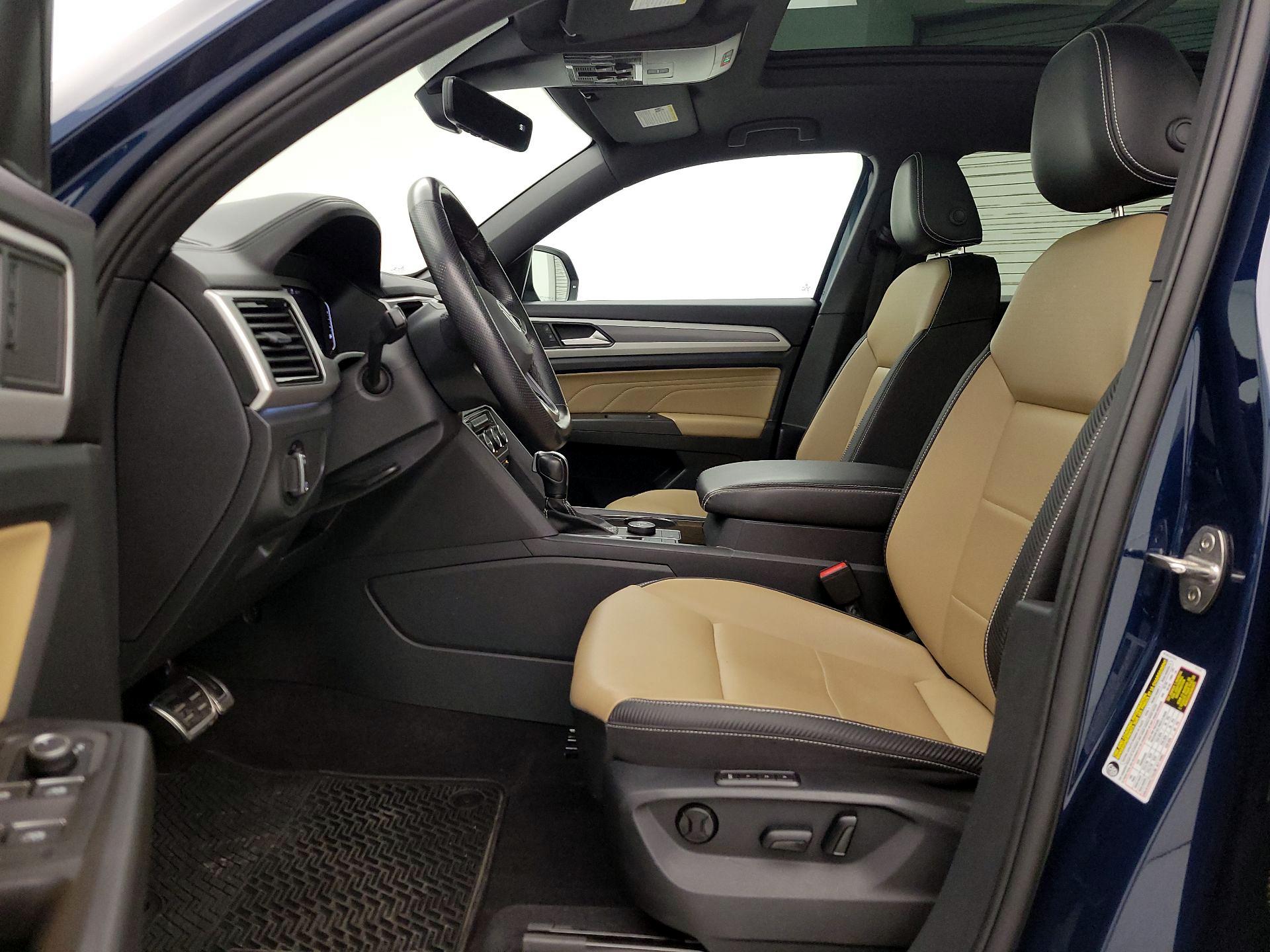 Thumbnail: 2023 Volkswagen Atlas - 11