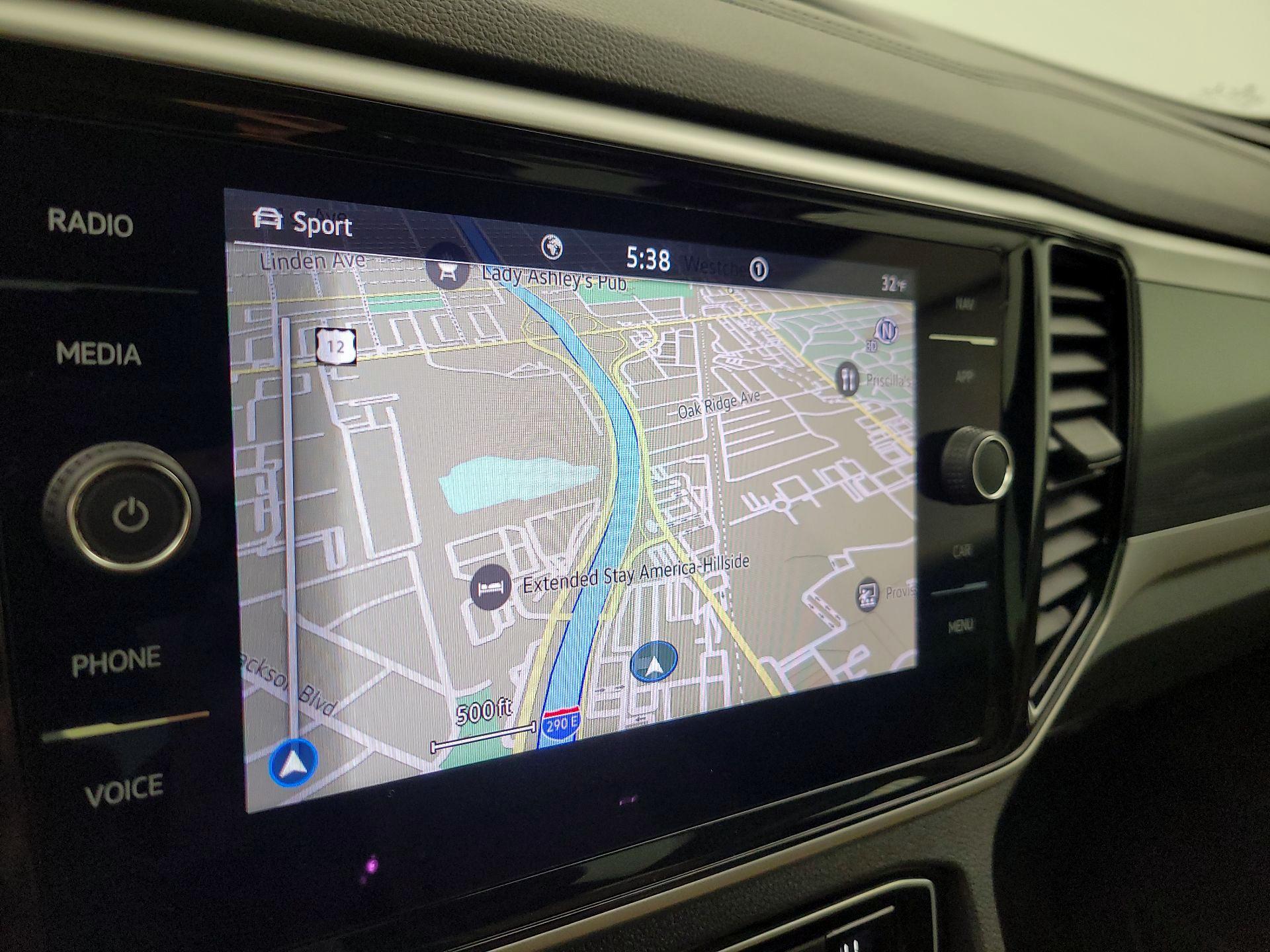 Thumbnail: 2023 Volkswagen Atlas - 14