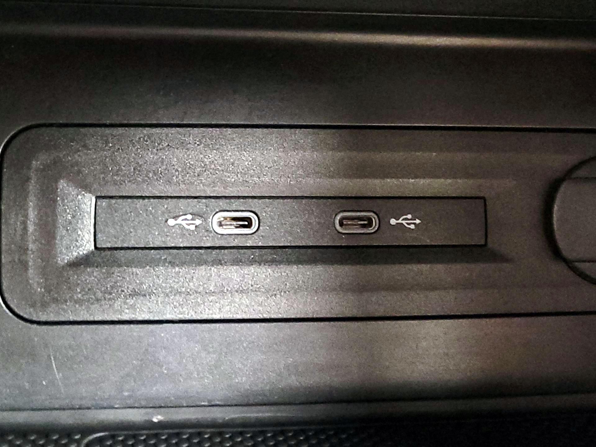 Thumbnail: 2023 Volkswagen Atlas - 19