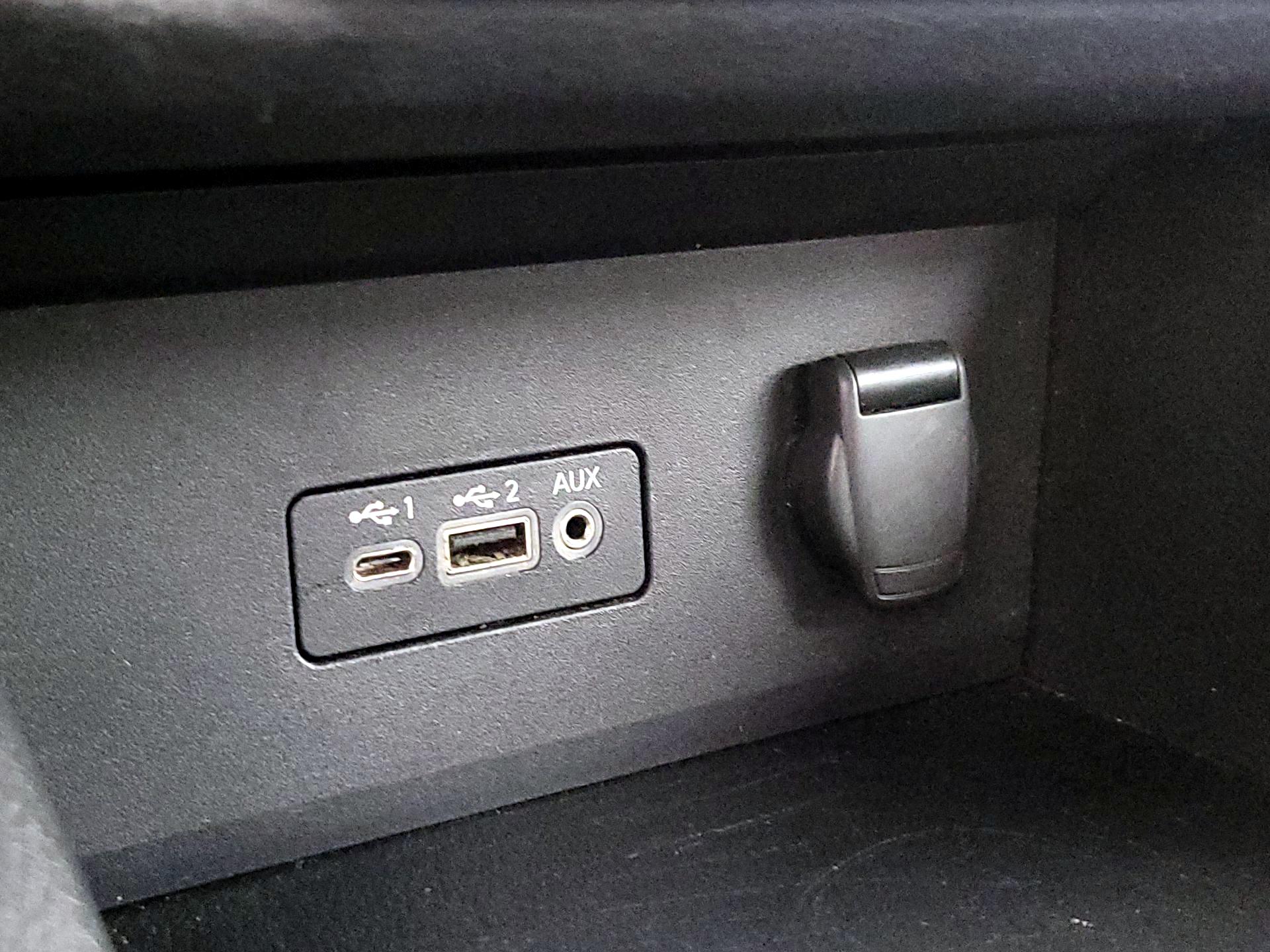 Thumbnail: 2022 Nissan Sentra - 18