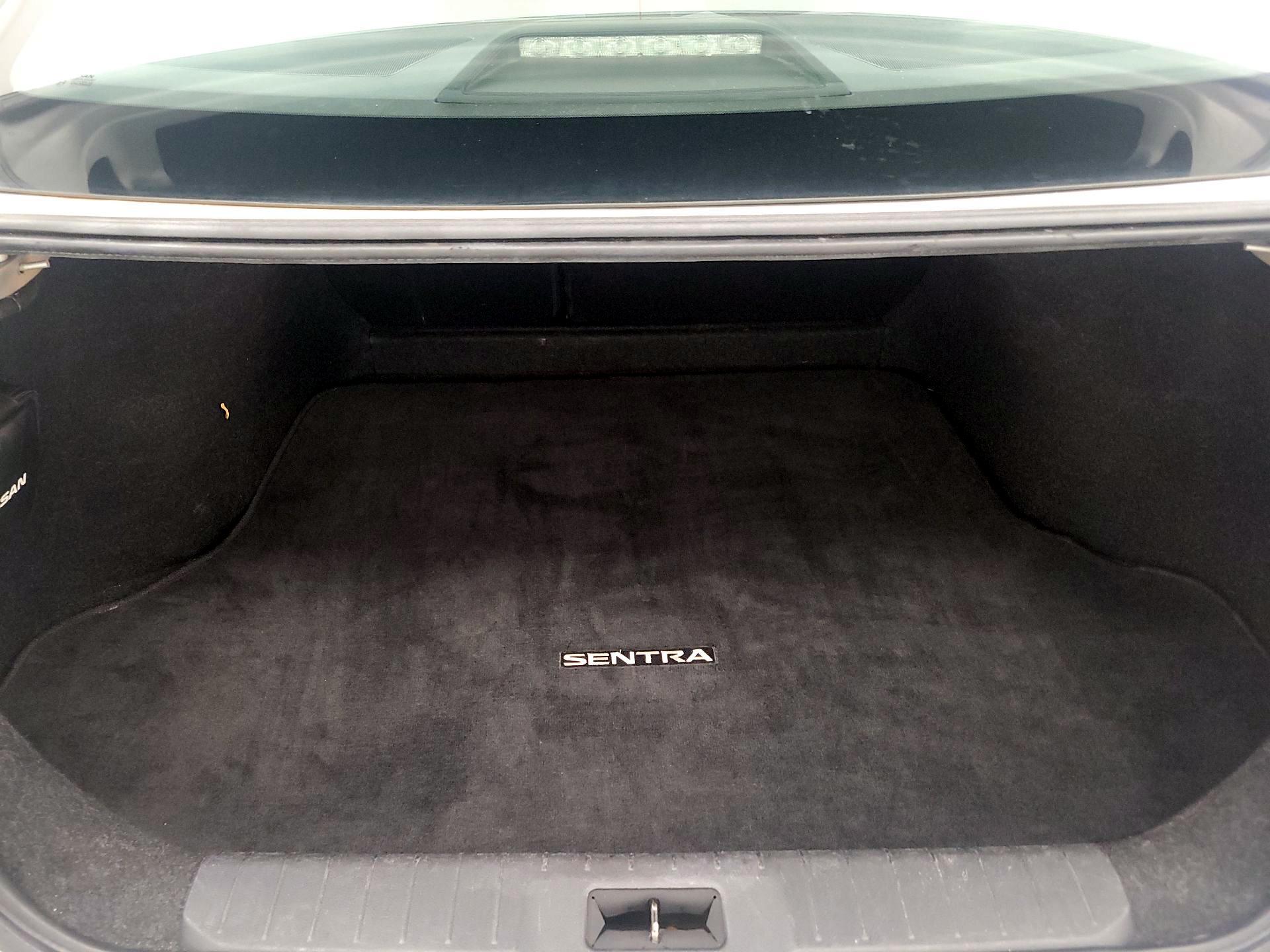 Thumbnail: 2022 Nissan Sentra - 20