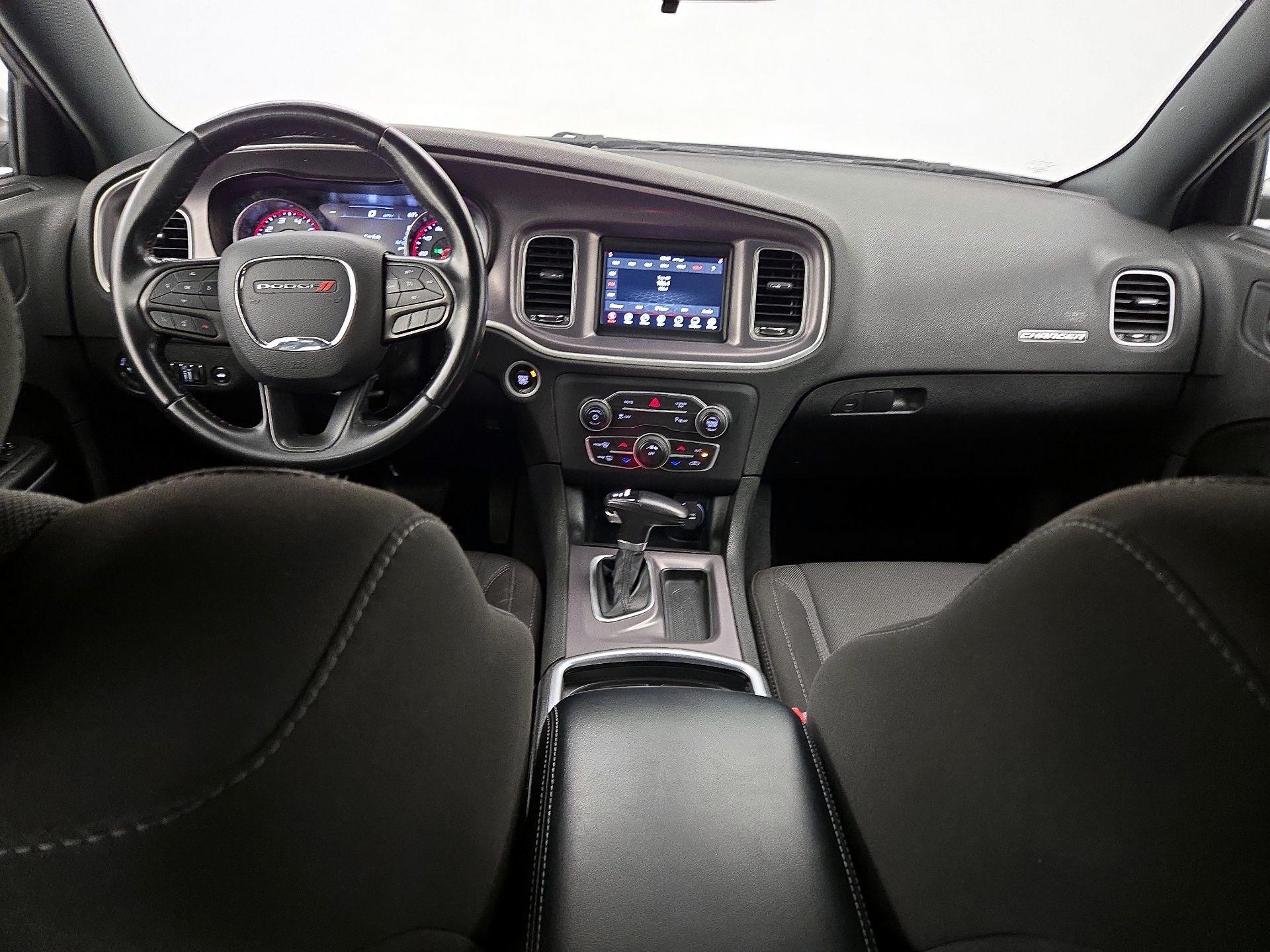 Thumbnail: 2022 Dodge Charger - 9