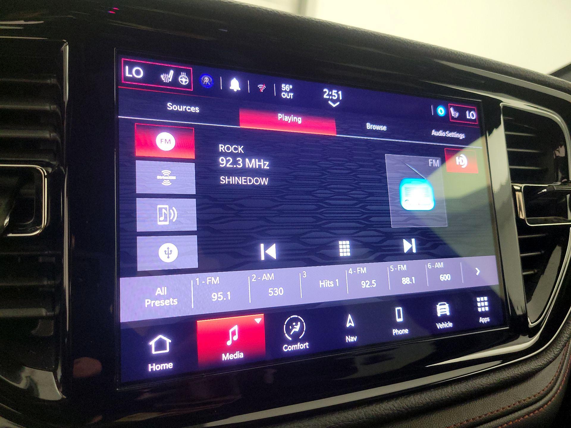 Thumbnail: 2022 Dodge Durango - 16