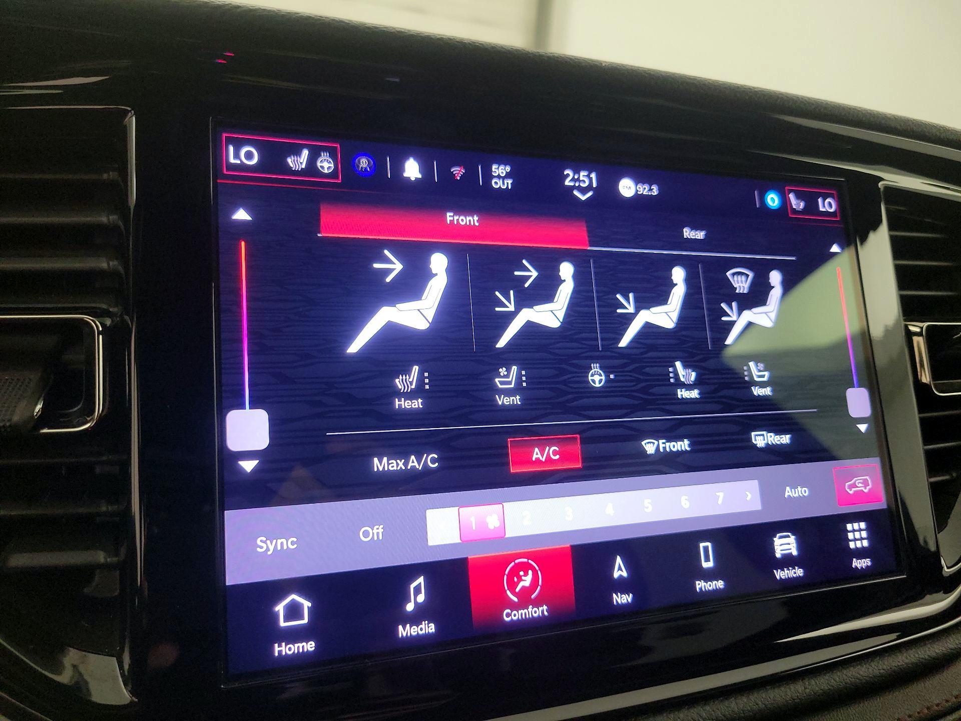 Thumbnail: 2022 Dodge Durango - 17