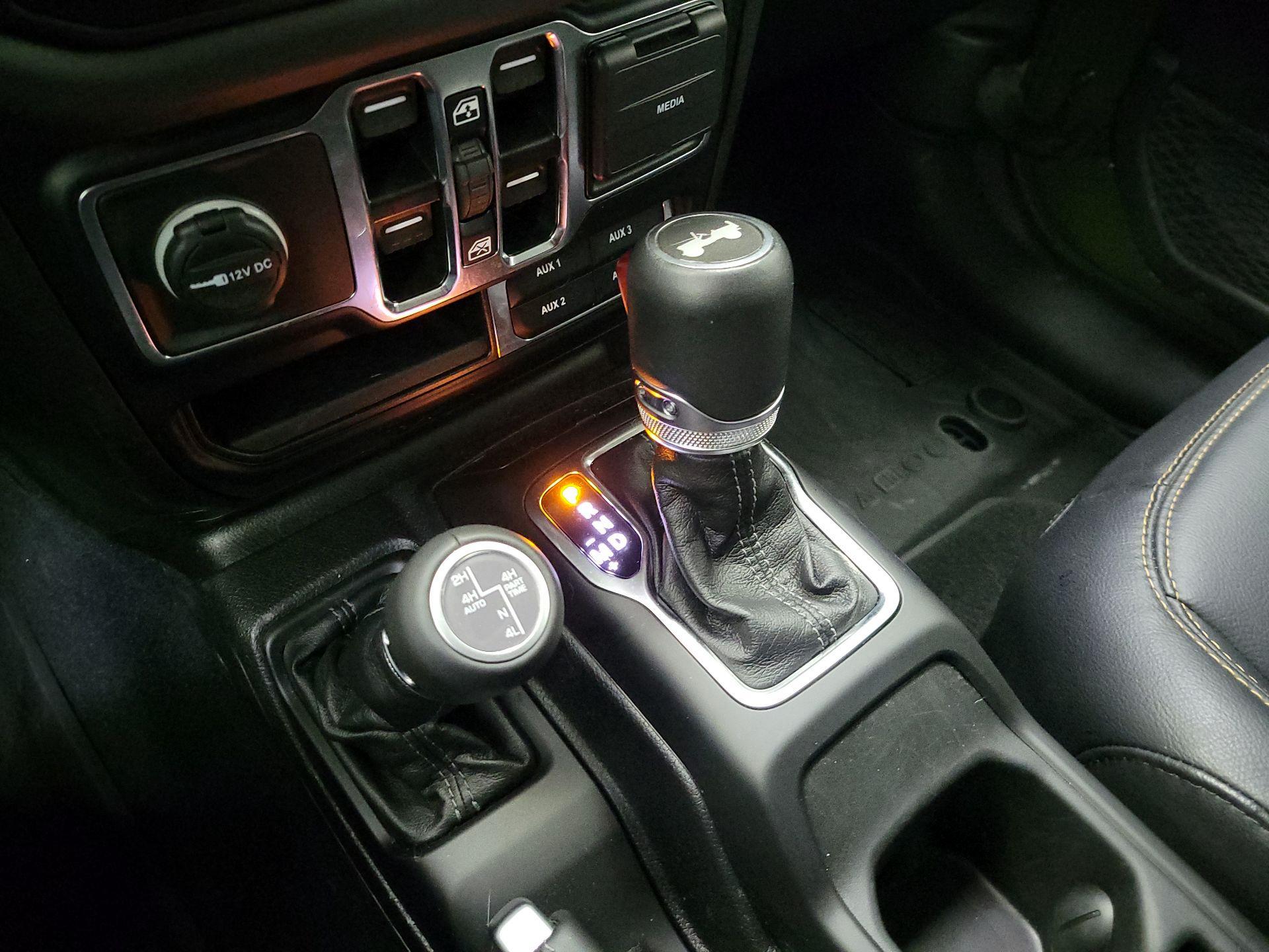 Thumbnail: 2024 Jeep Wrangler - 18