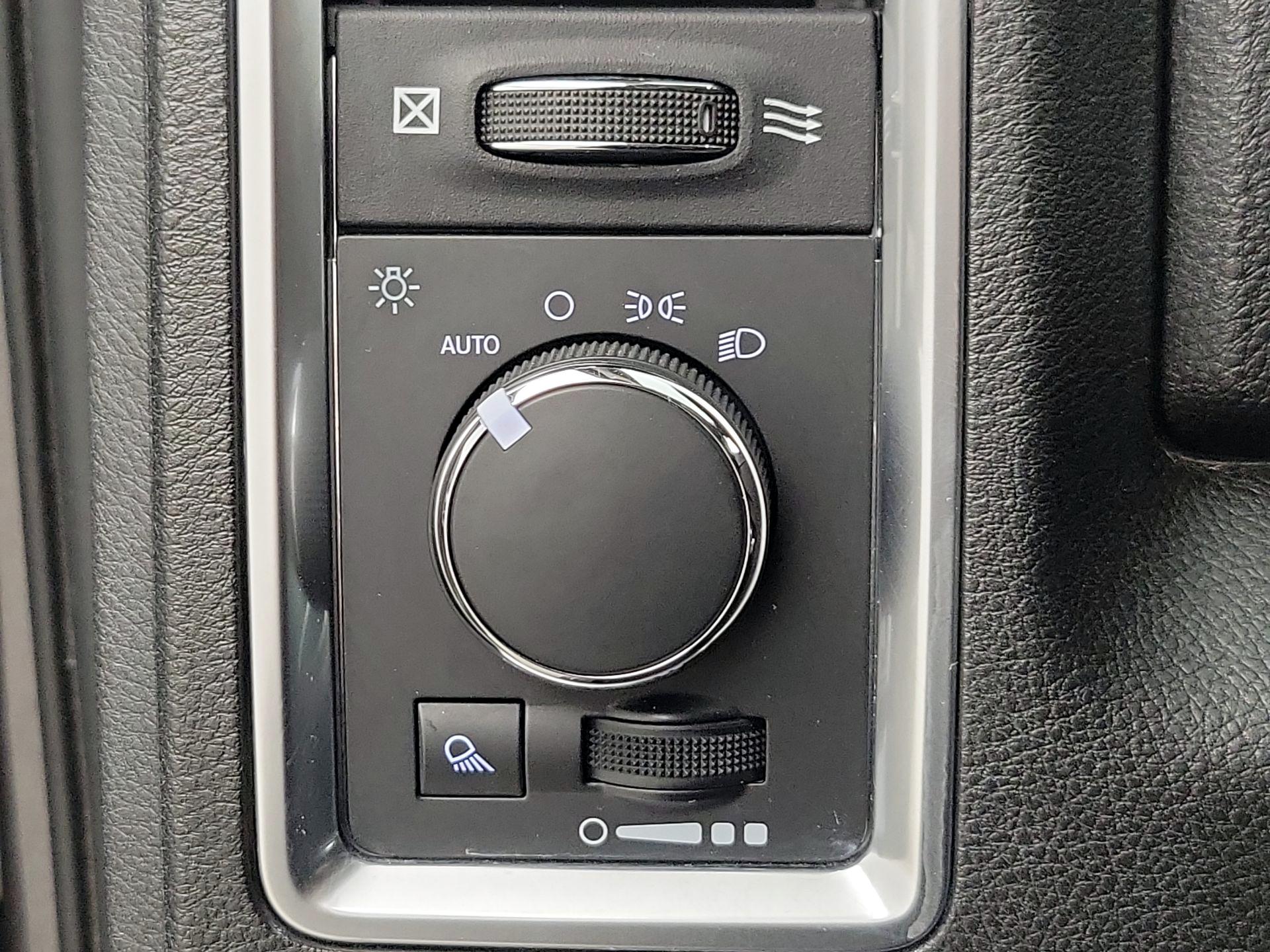 Thumbnail: 2023 RAM 1500 Classic - 13