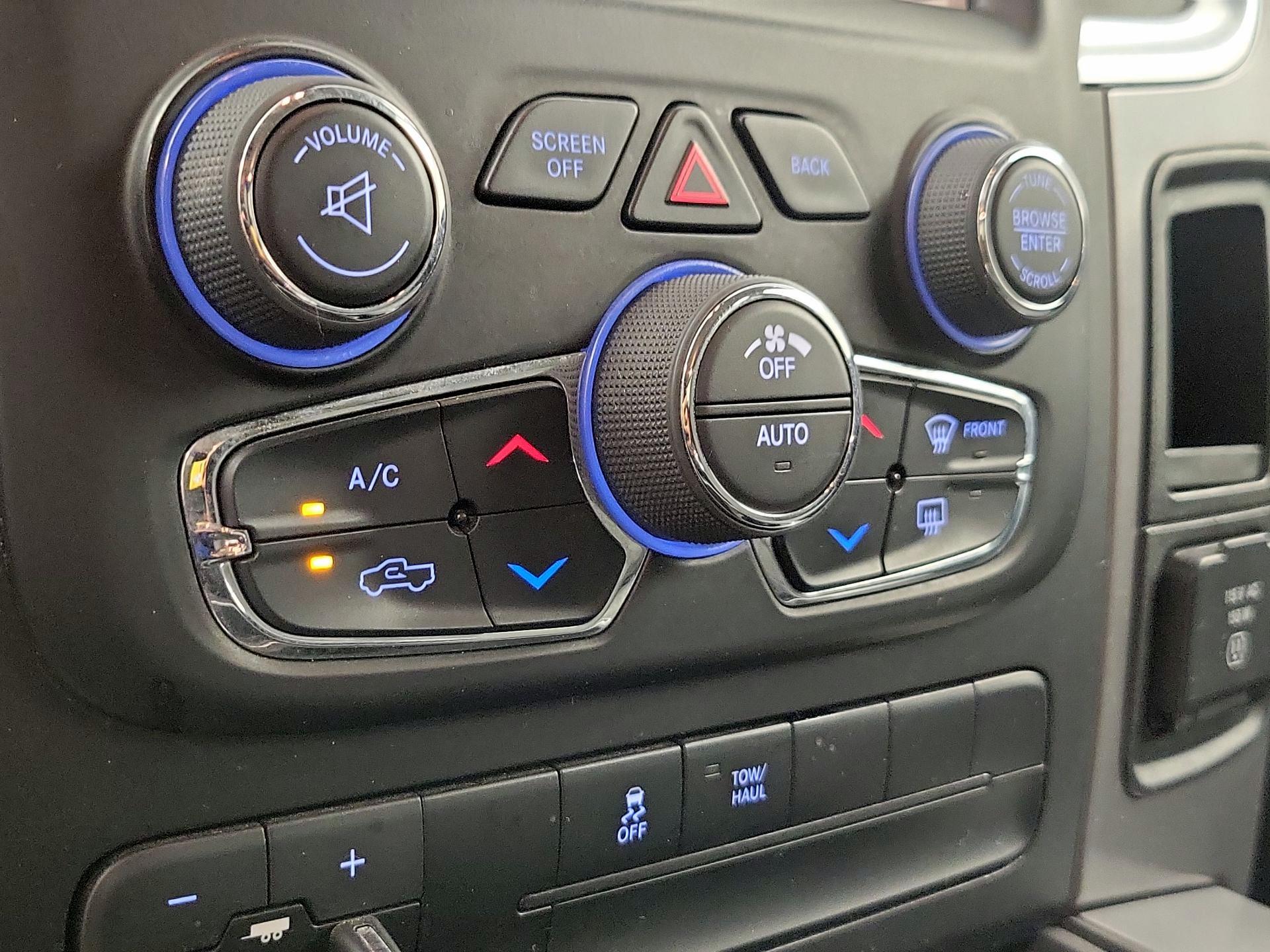 Thumbnail: 2023 RAM 1500 Classic - 17