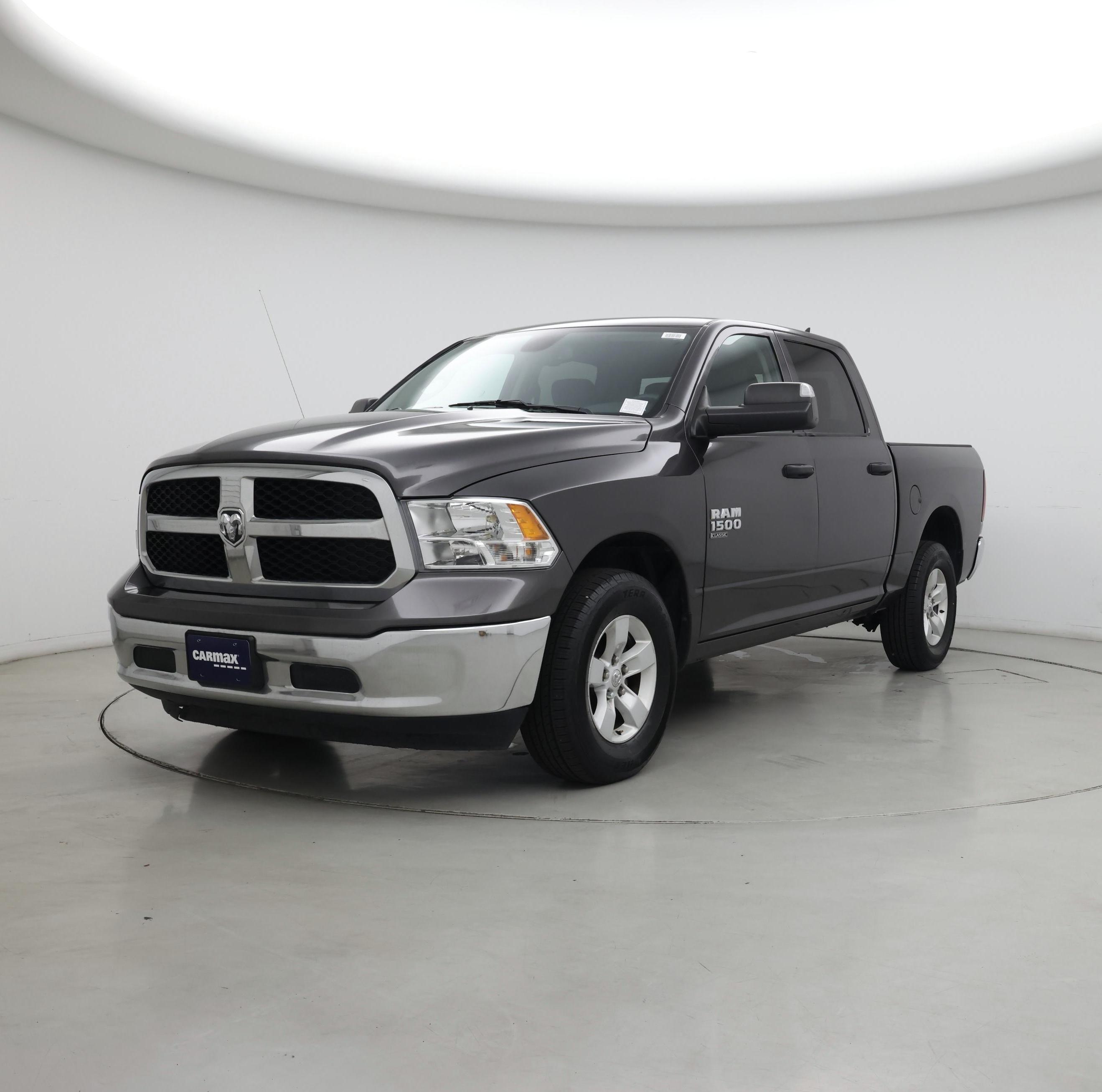 Thumbnail: 2023 RAM 1500 Classic - 4