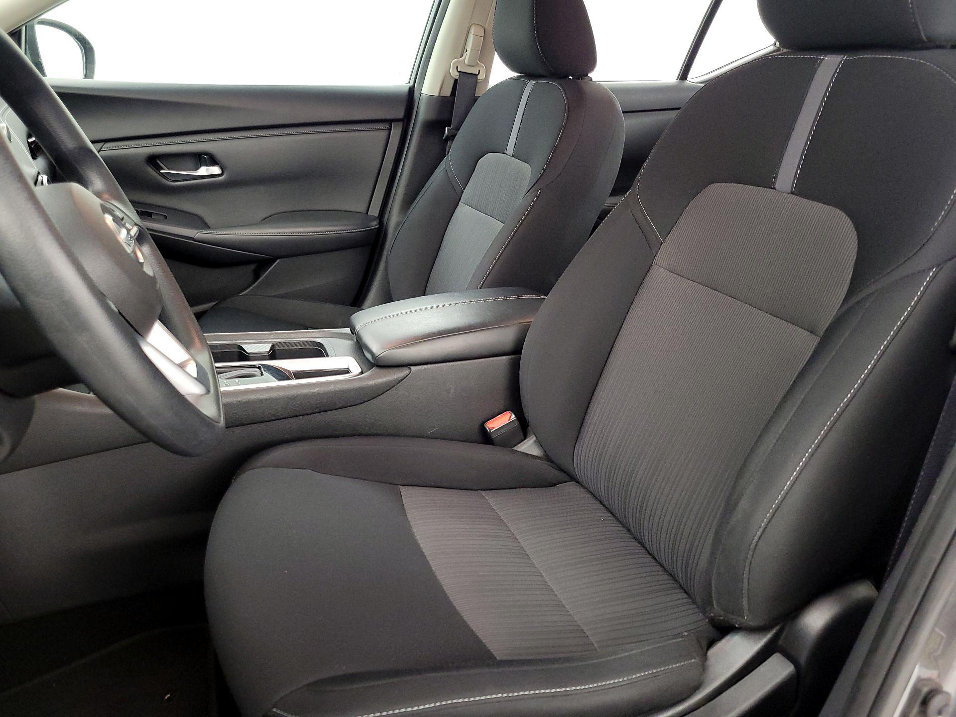 Thumbnail: 2023 Nissan Sentra - 11