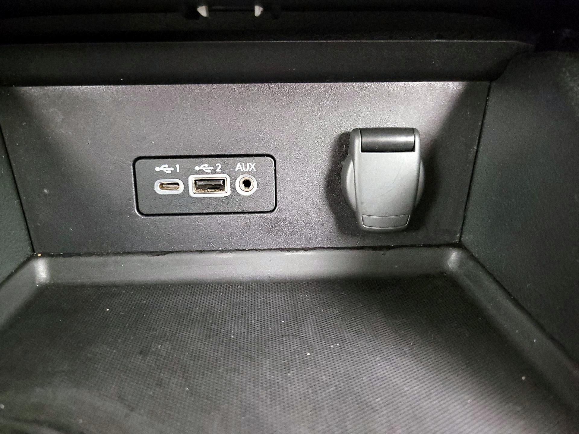 Thumbnail: 2023 Nissan Sentra - 18