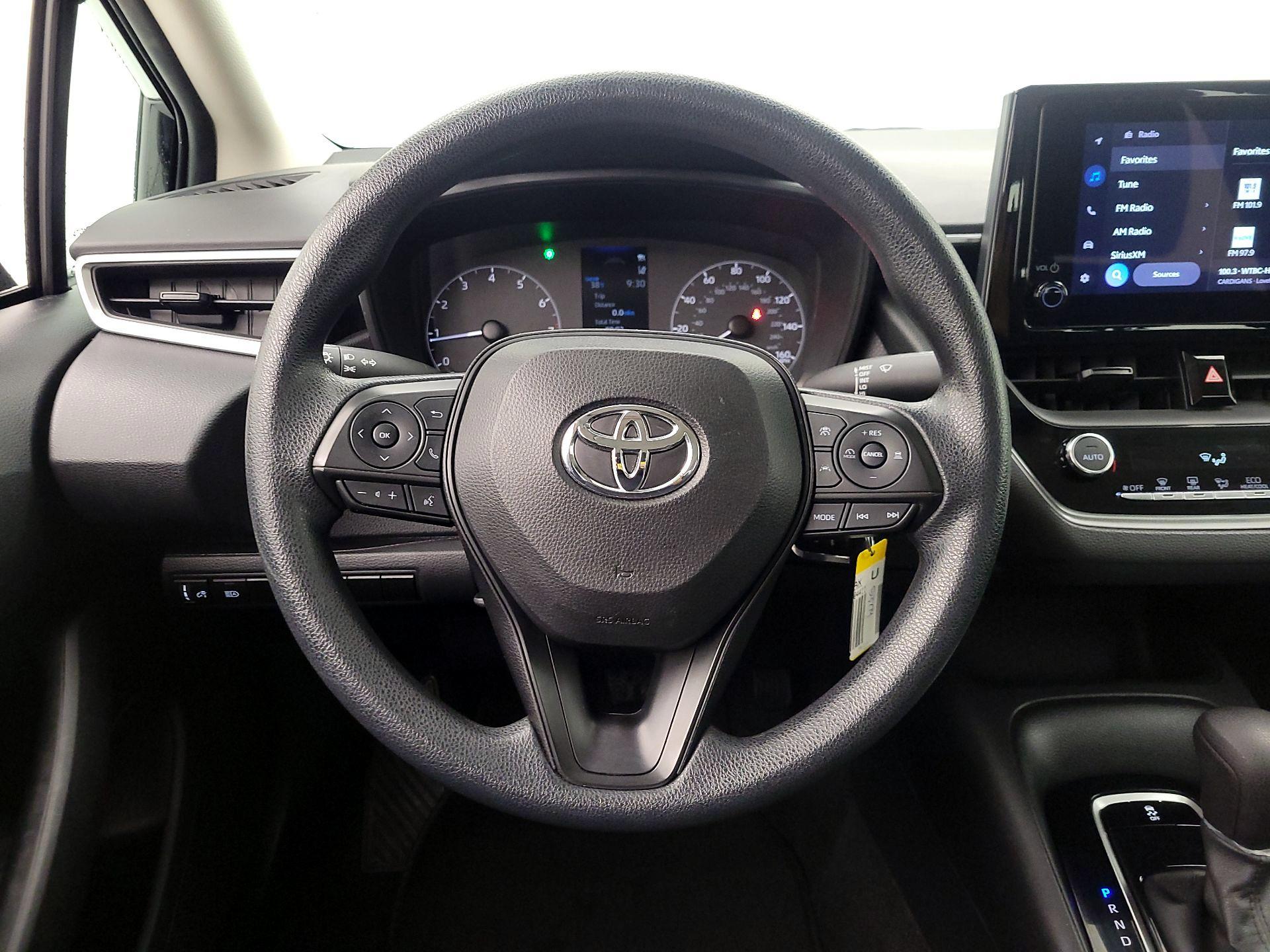 Thumbnail: 2023 Toyota Corolla - 10