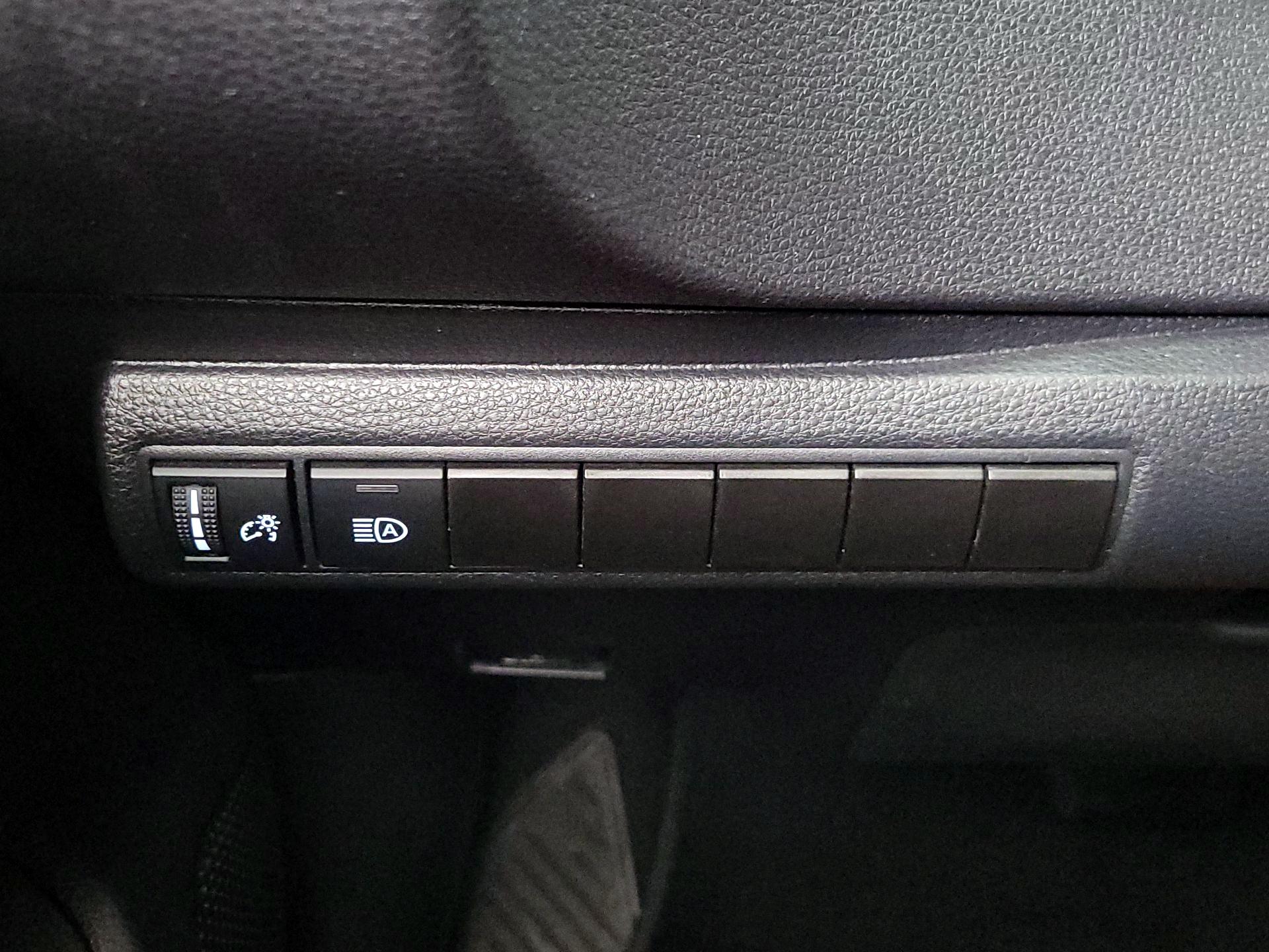 Thumbnail: 2023 Toyota Corolla - 13