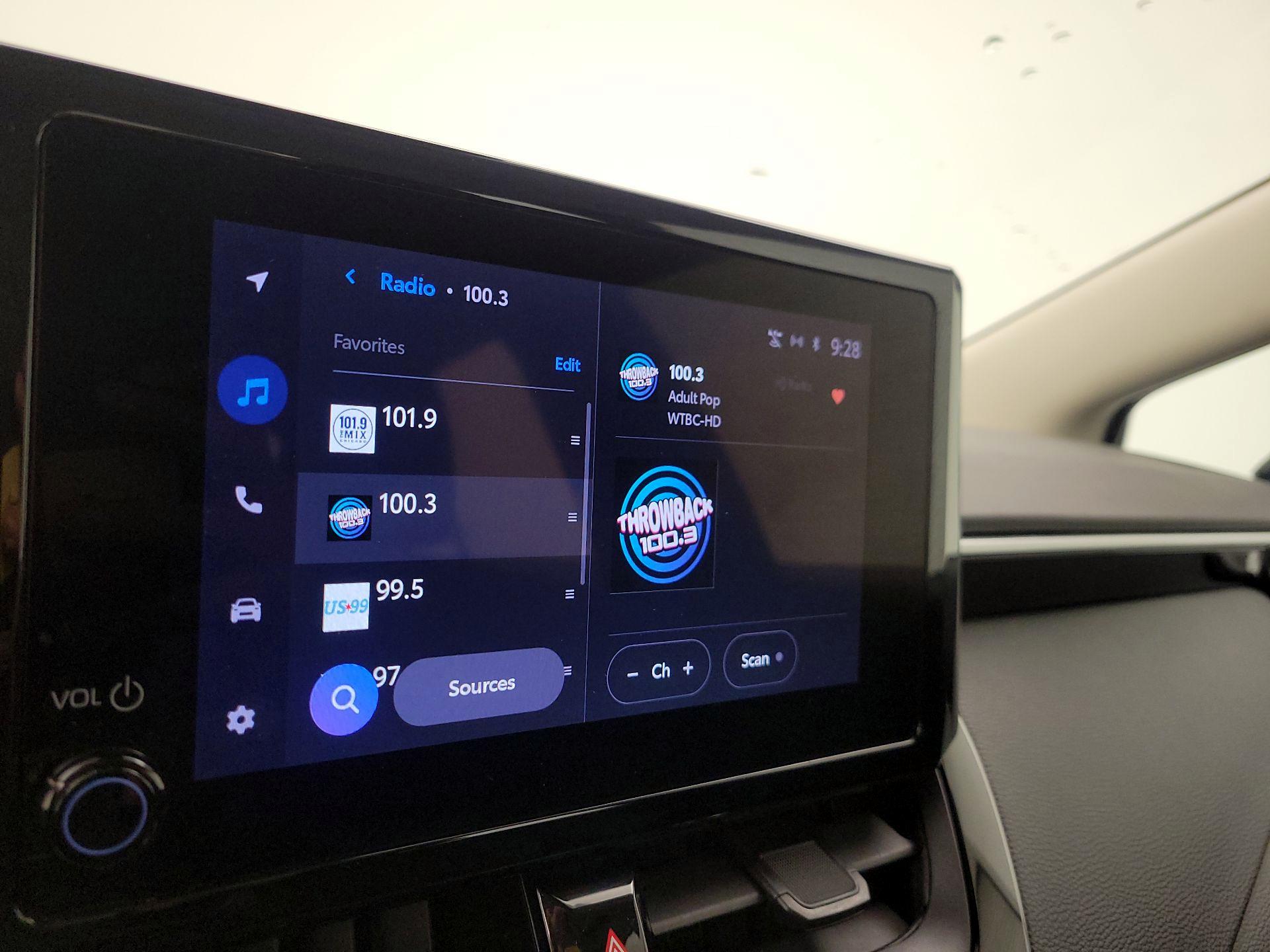 Thumbnail: 2023 Toyota Corolla - 15