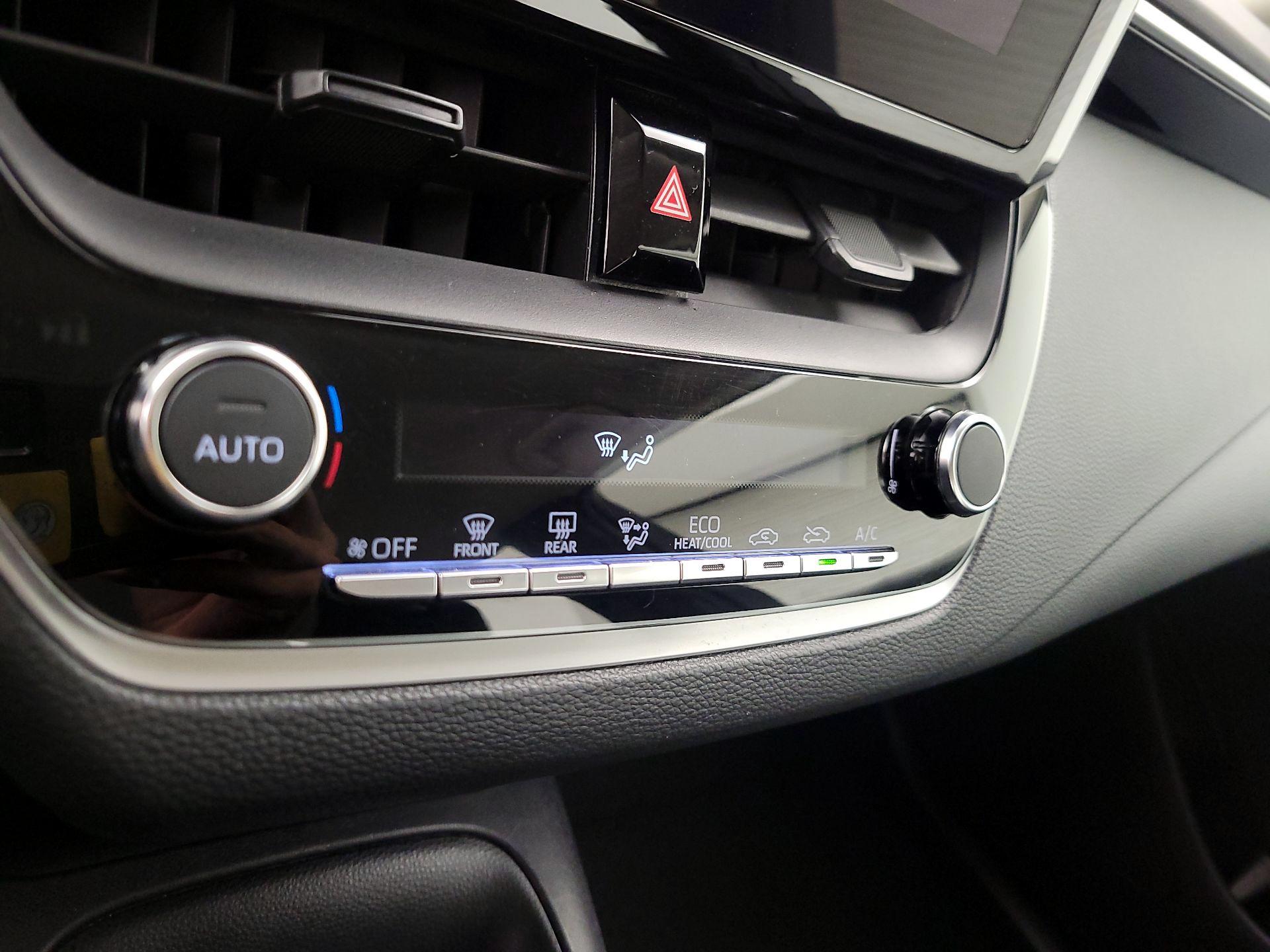 Thumbnail: 2023 Toyota Corolla - 16