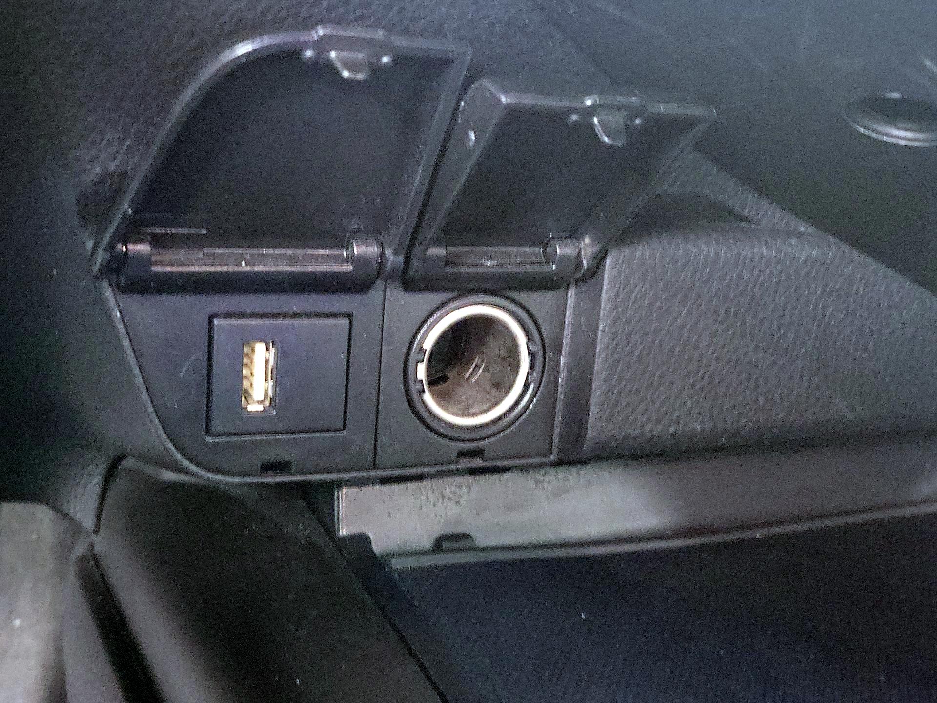 Thumbnail: 2023 Toyota Camry - 18