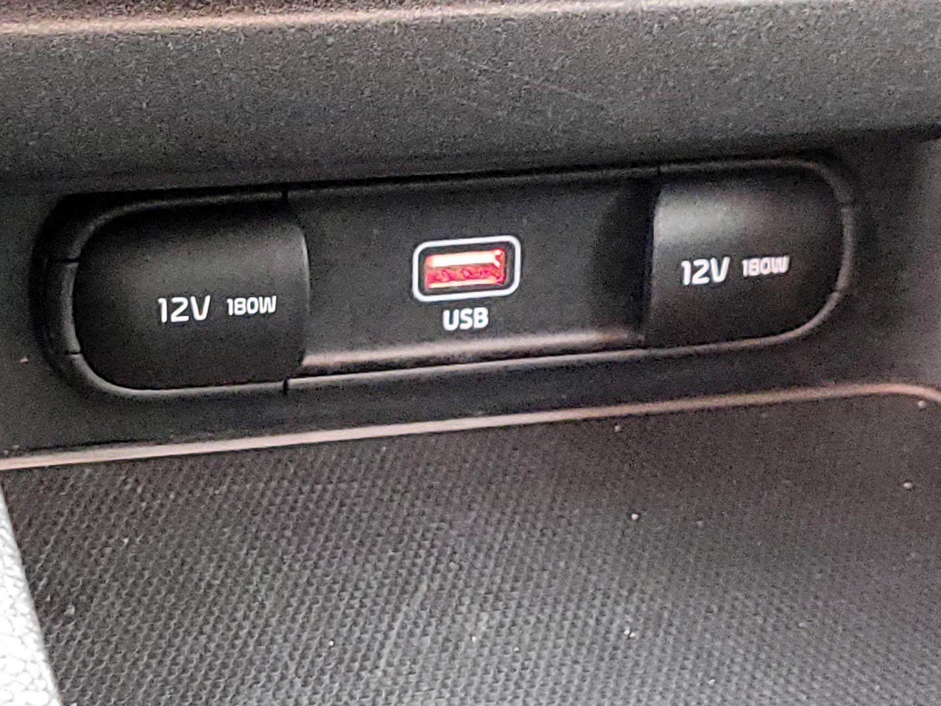 Thumbnail: 2023 Kia Forte - 18