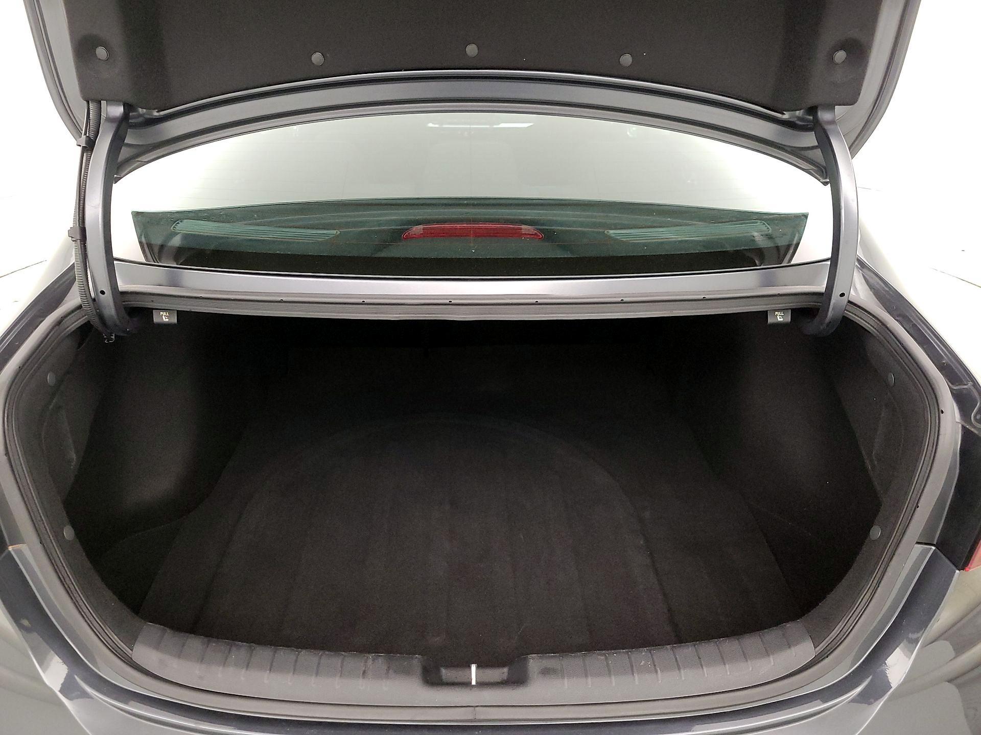 Thumbnail: 2023 Kia Forte - 20