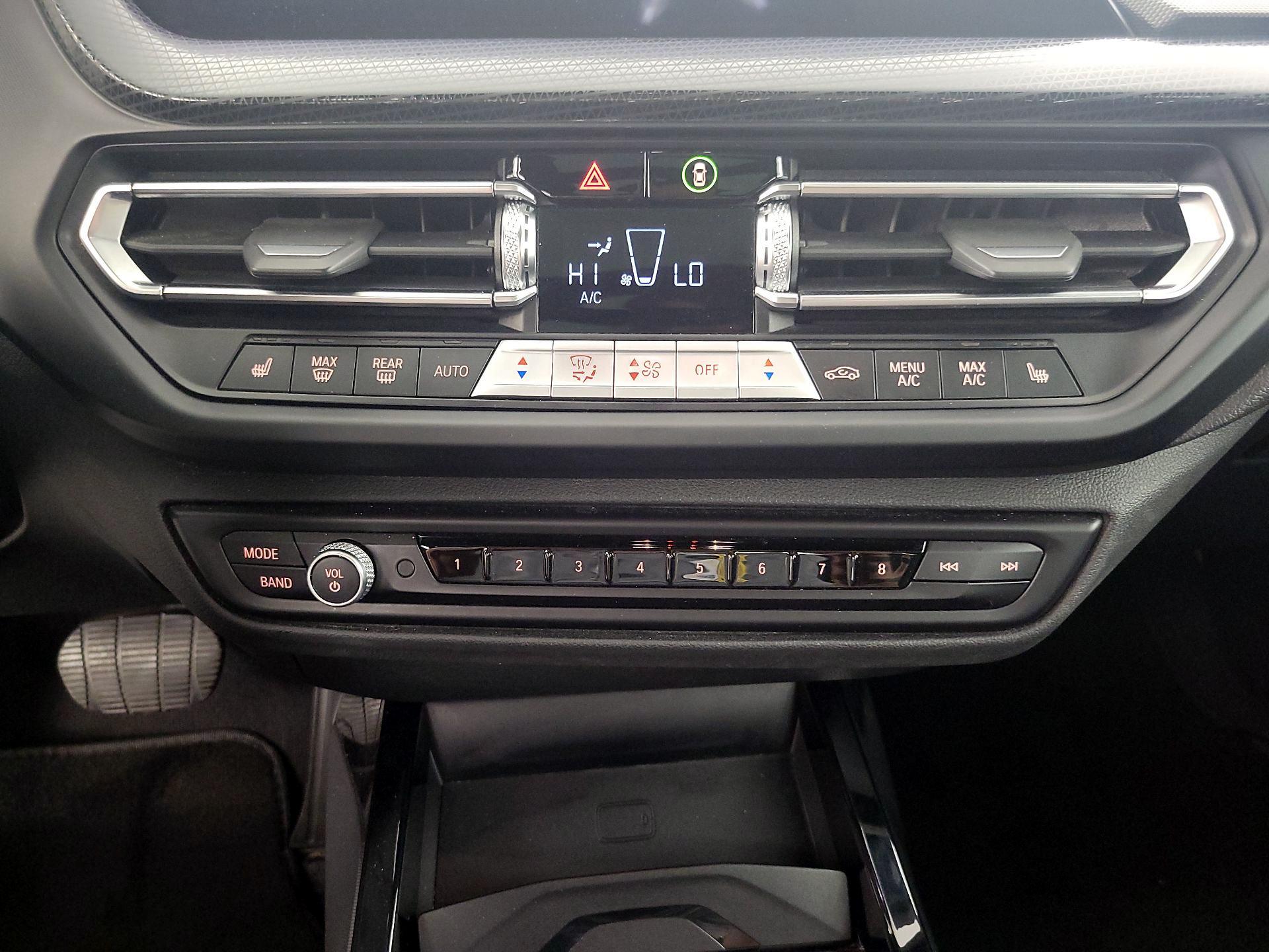 Thumbnail: 2024 BMW 2 Series - 17